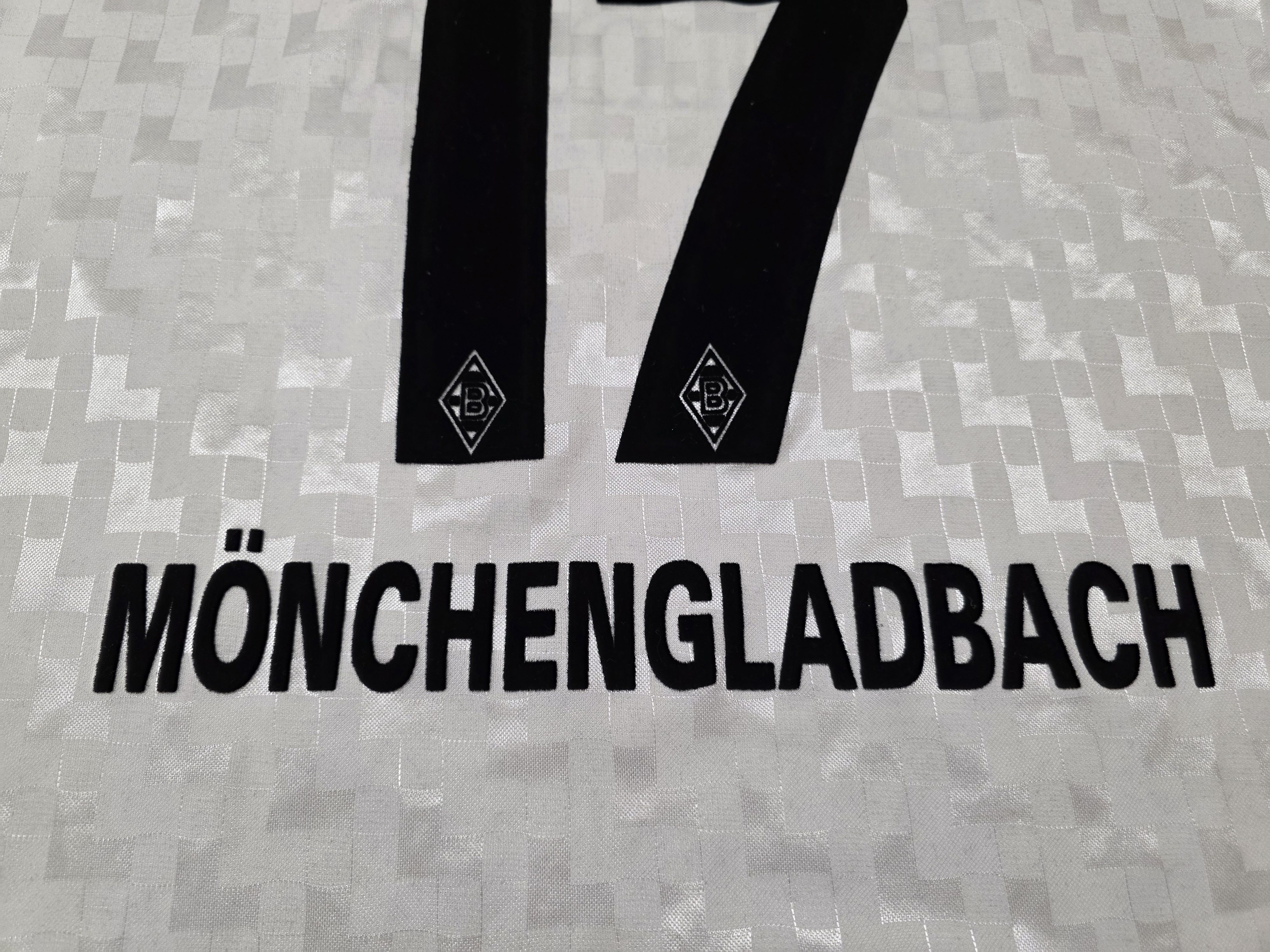 Vintage BORUSSIA MONCHENGLADBACH 1998 1999 MATCH WORN FOOTBALL Size US XL / EU 56 / 4 - 6 Thumbnail