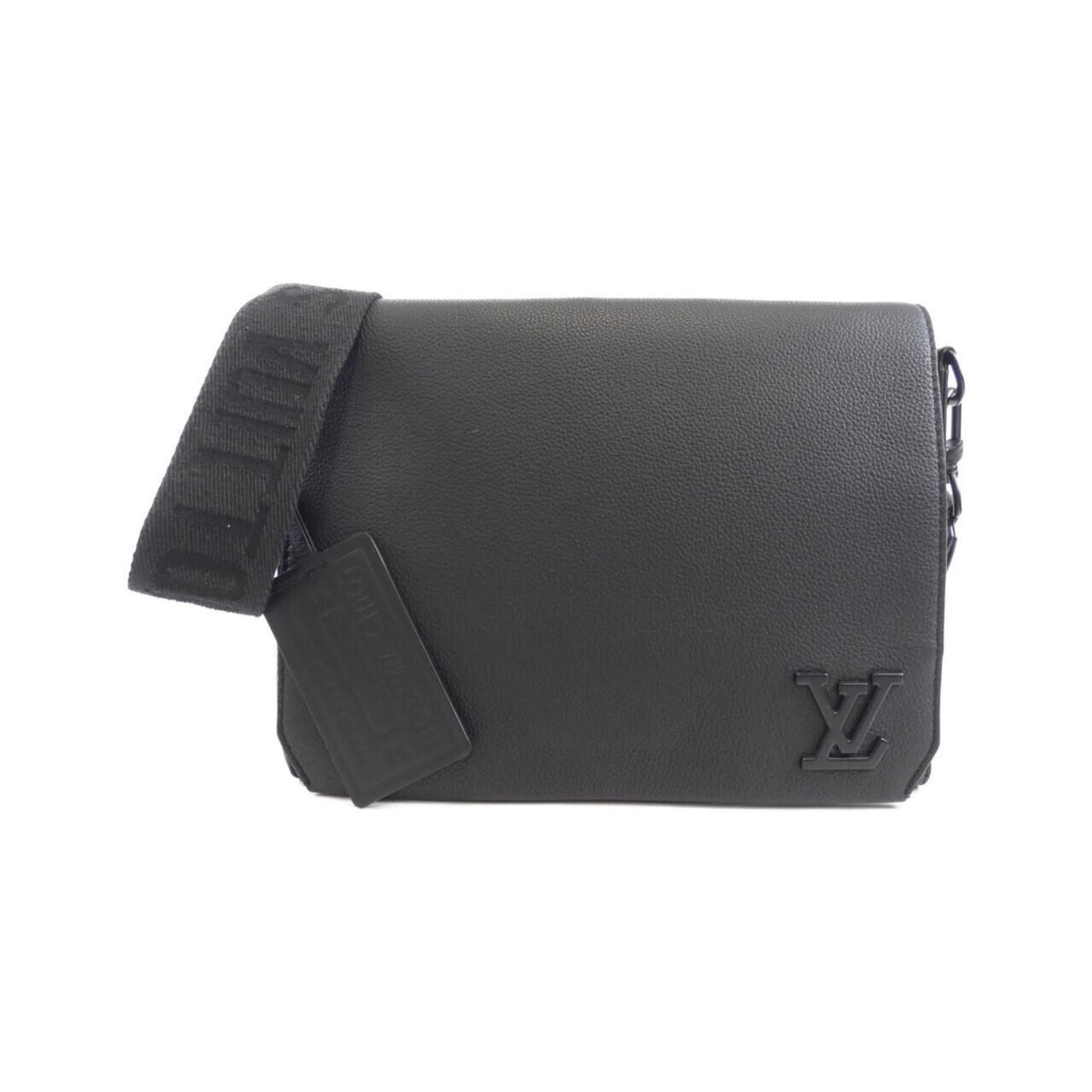 Louis Vuitton Others Black Shoulder Bags