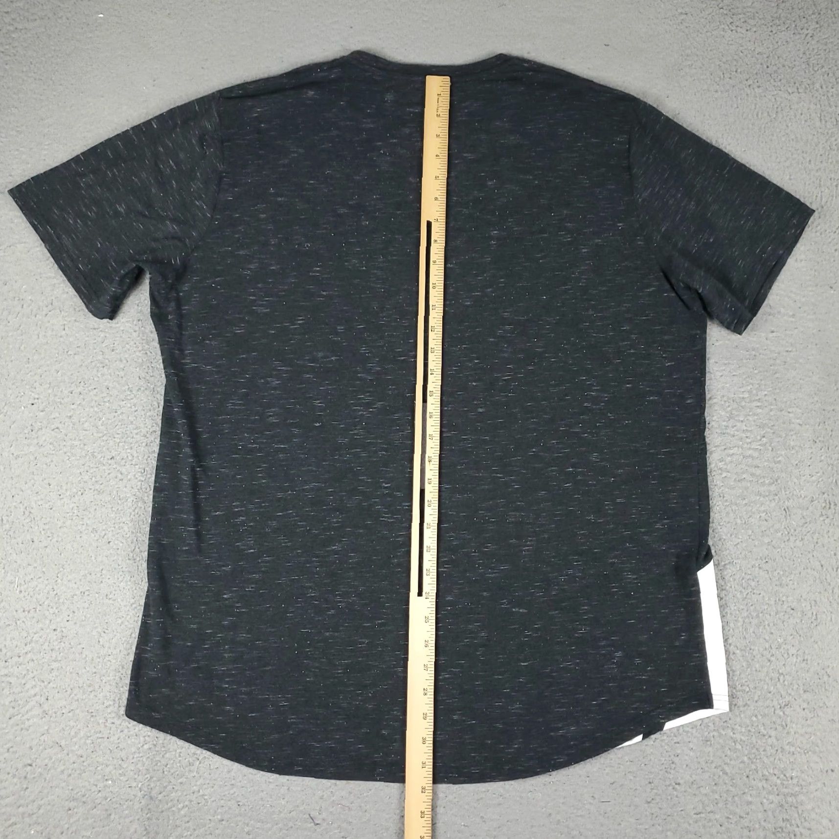Under Armour Under Armour T-Shirt Mens 2XL Gray Short Sleeve Crew Neck Regular Cotton Blend Logo Sports Casual Fall Winter Summer Spring Modern 90s Mens Size US XXL / EU 58 / 5 - 4 Thumbnail