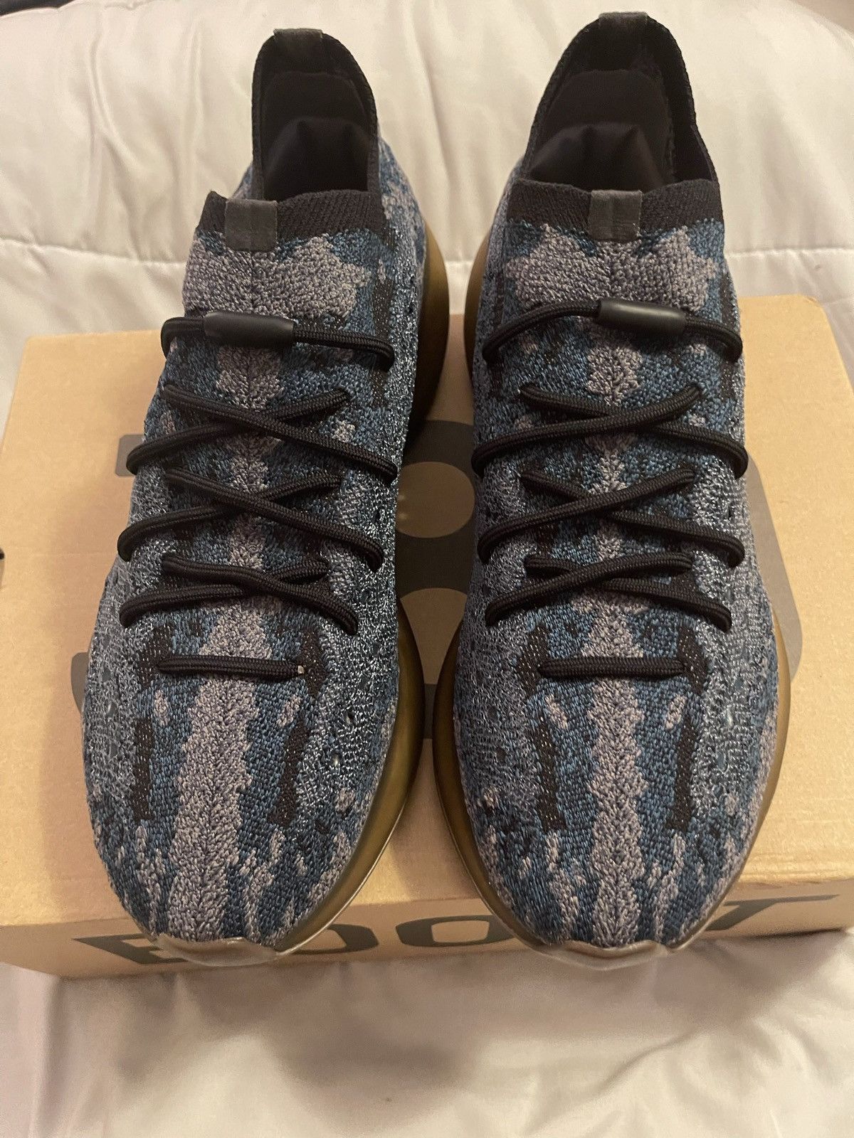 Yeezy Yeezy 380 covalt Size US 11 / EU 44 - 2 Thumbnail