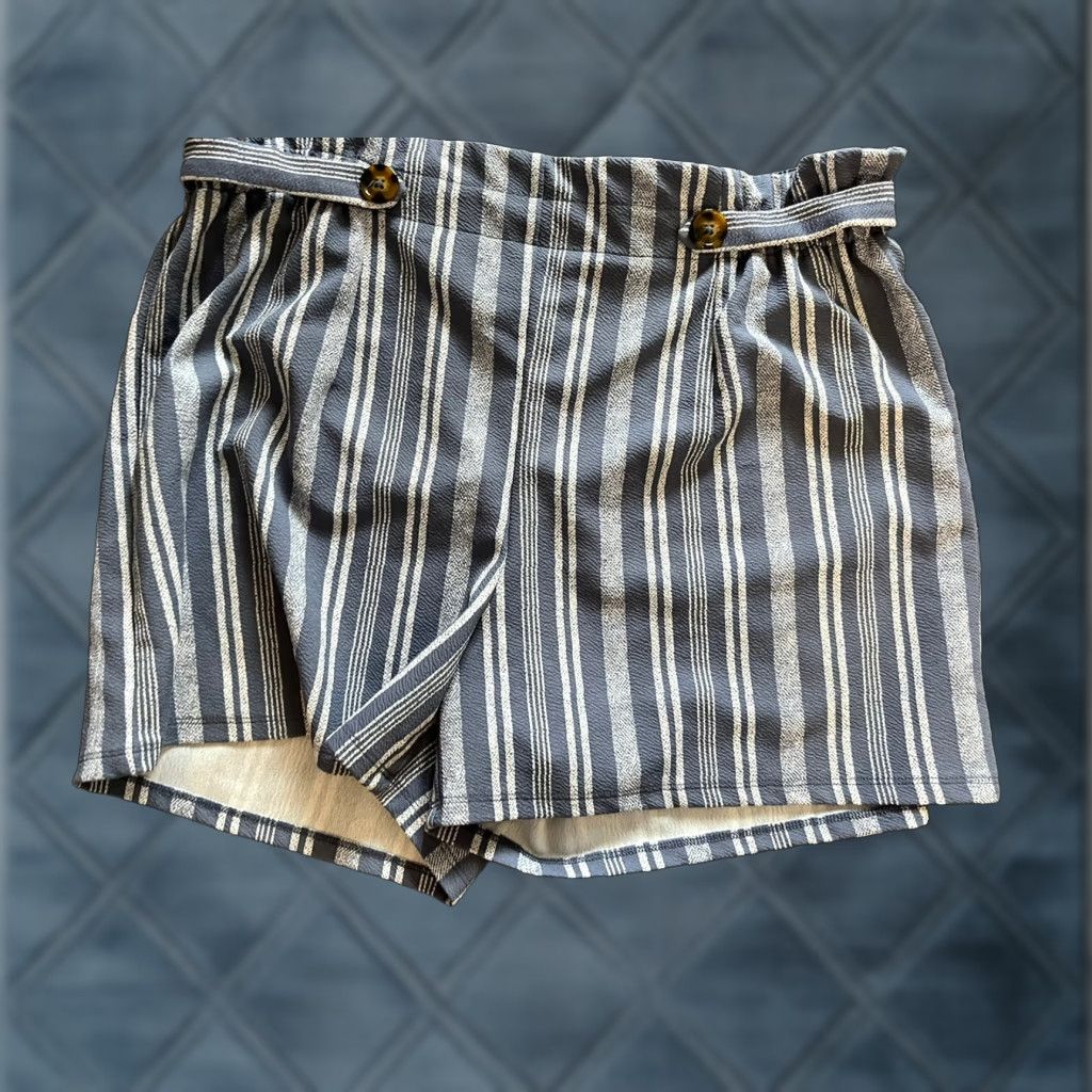 Vintage Harlow & Rose Stripe Shorts Elastic Waist Size XL Size 40" / US 18 - 1 Thumbnail