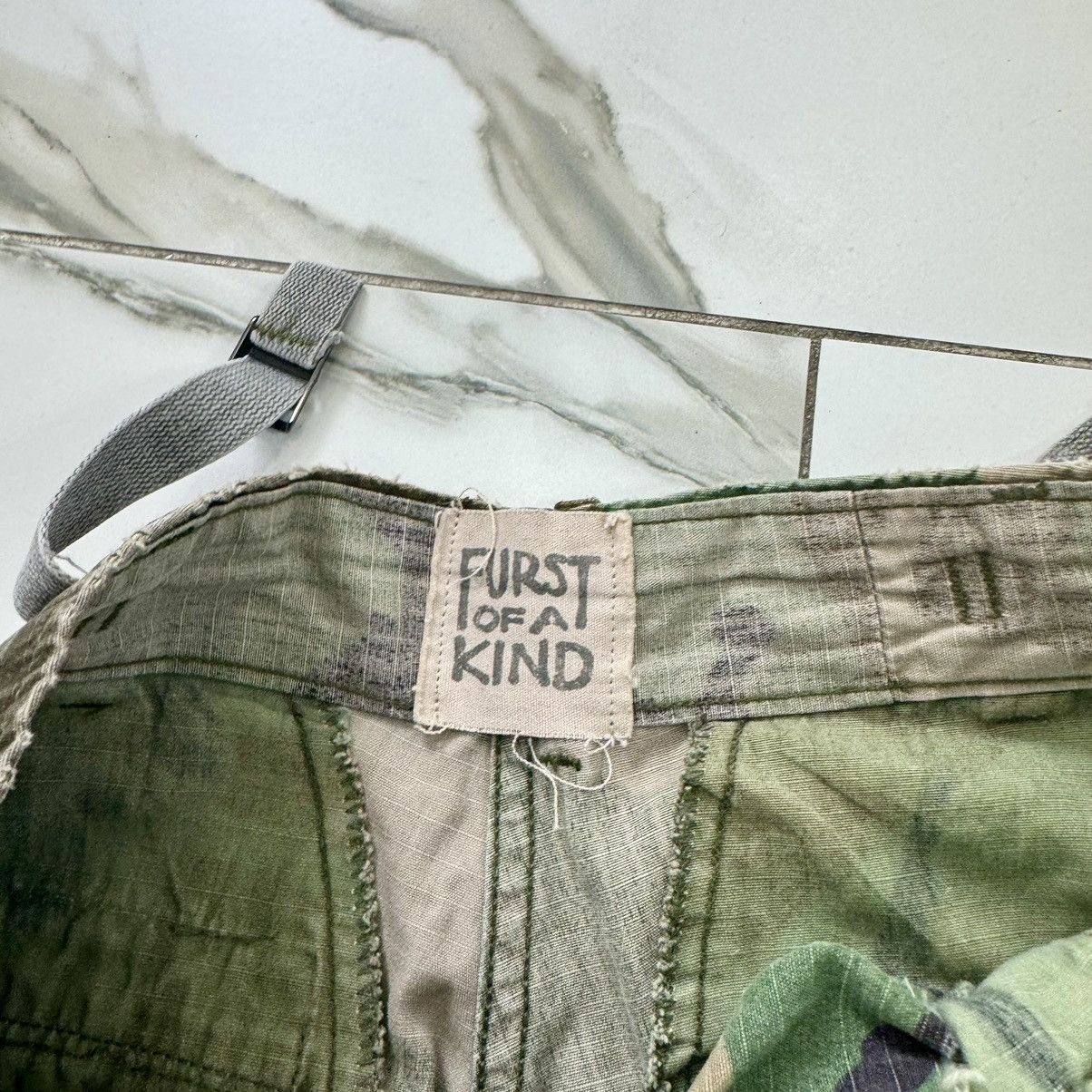 Vintage REWORKED CAMO CARGO RED STRIPE MILITARY PANTS! Size US 28 / EU 44 - 8 Thumbnail