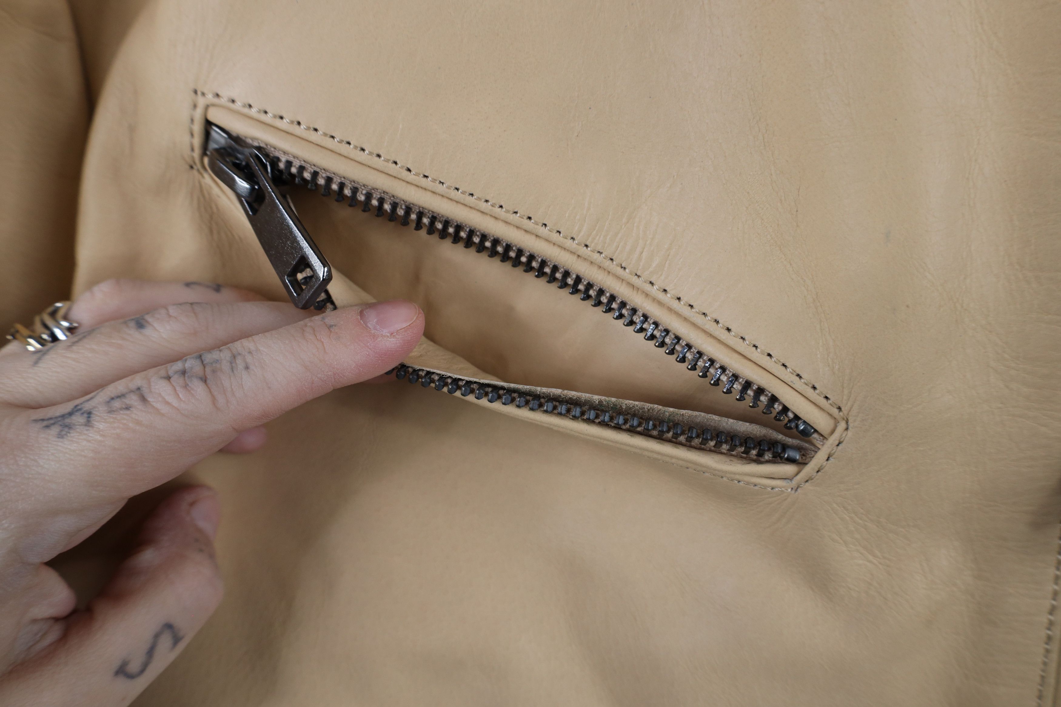Vintage Vintage 90s Streetwear Leather Cafe Racer Bomber Jacket Size US XL / EU 56 / 4 - 6 Thumbnail