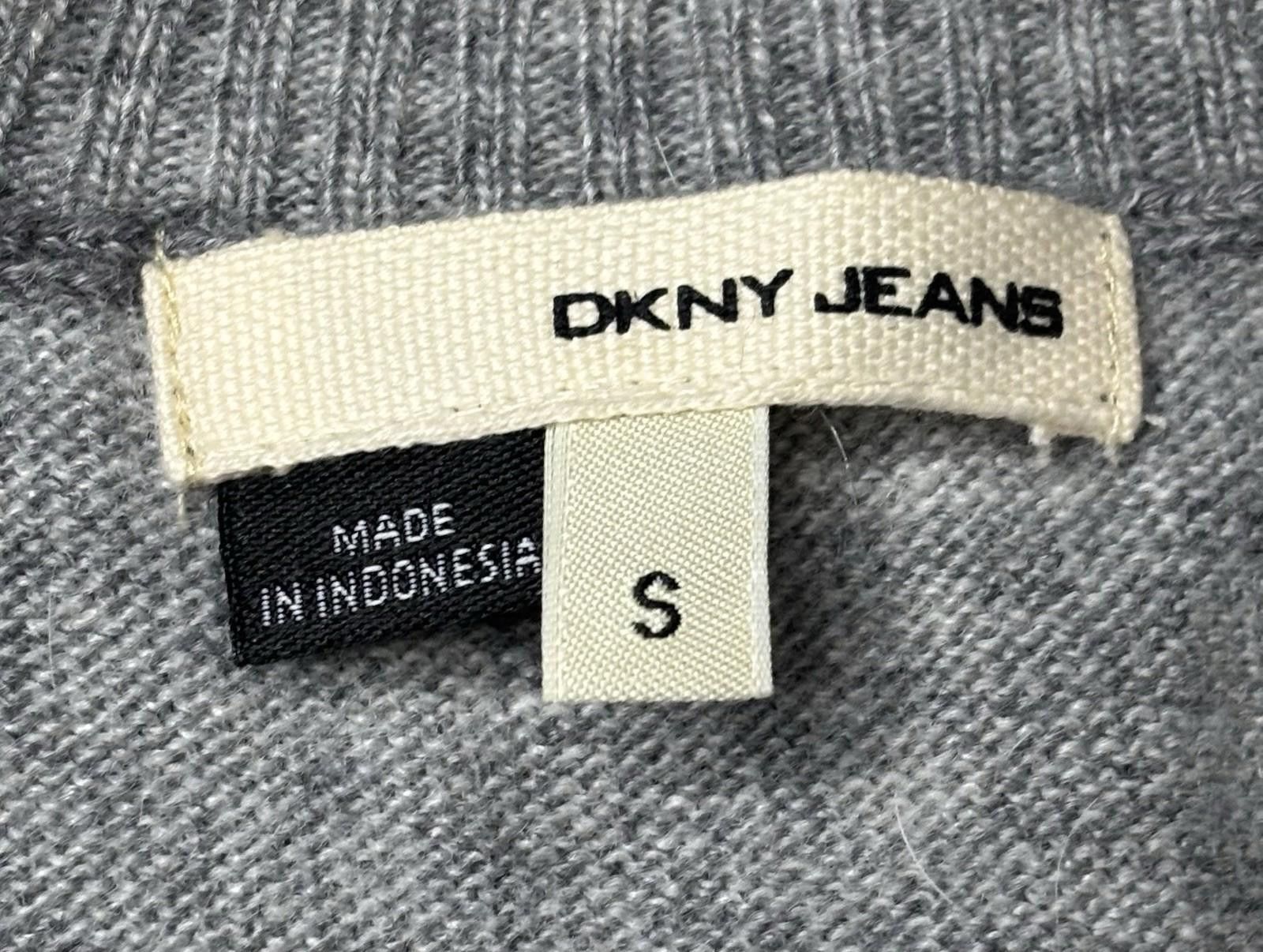DKNY DKNY Jeans Sweater Vest Womens Small Wool Cashmere Angora Size S / US 4 / IT 40 - 2 Thumbnail