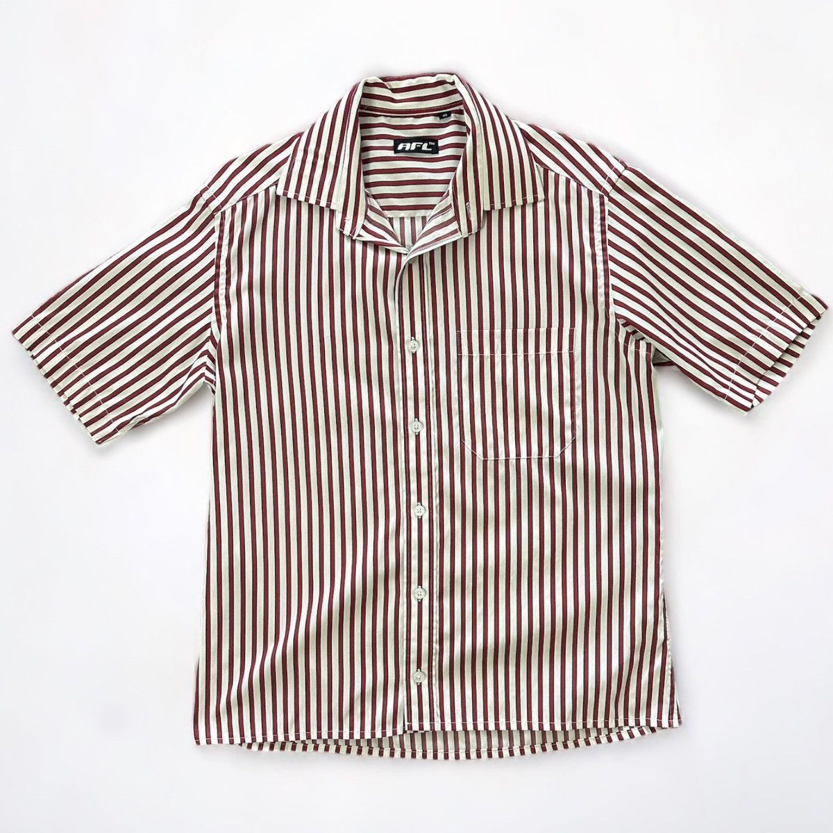 Vintage Vintage, cropped at waist collared short sleeve Size US M / EU 48-50 / 2 - 1 Thumbnail