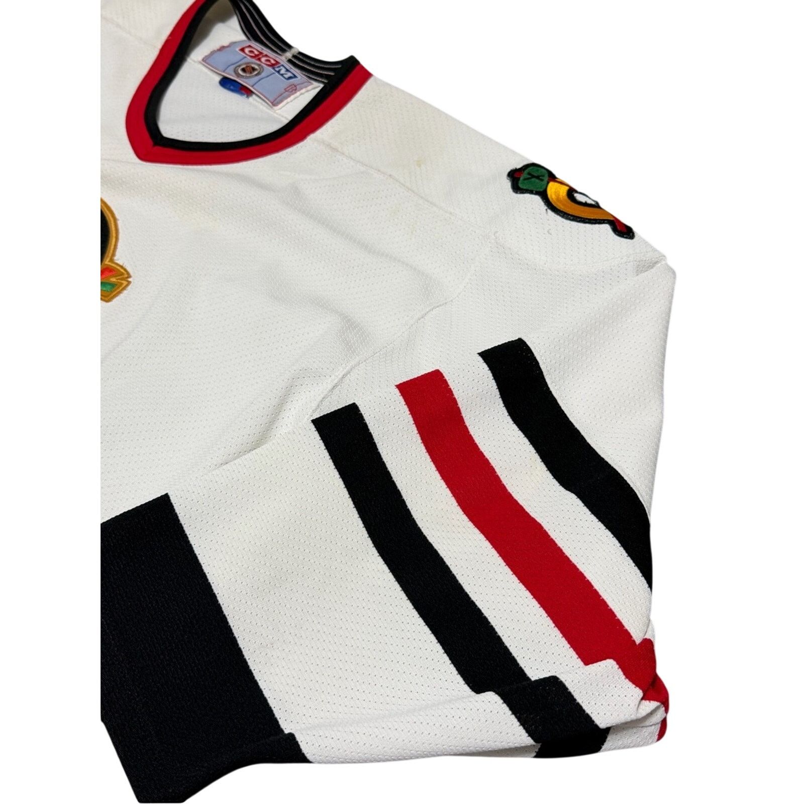 Ccm Vintage Chicago Blackhawks Jersey White NHL Hockey CCM 90s Size US L / EU 52-54 / 3 - 5 Thumbnail