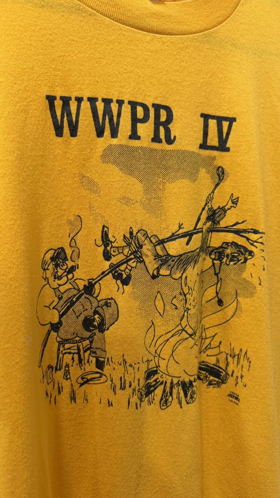 Vintage 80s SINGLE STITCHED “WWPR IV” SHIRT Size US M / EU 48-50 / 2 - 4 Thumbnail