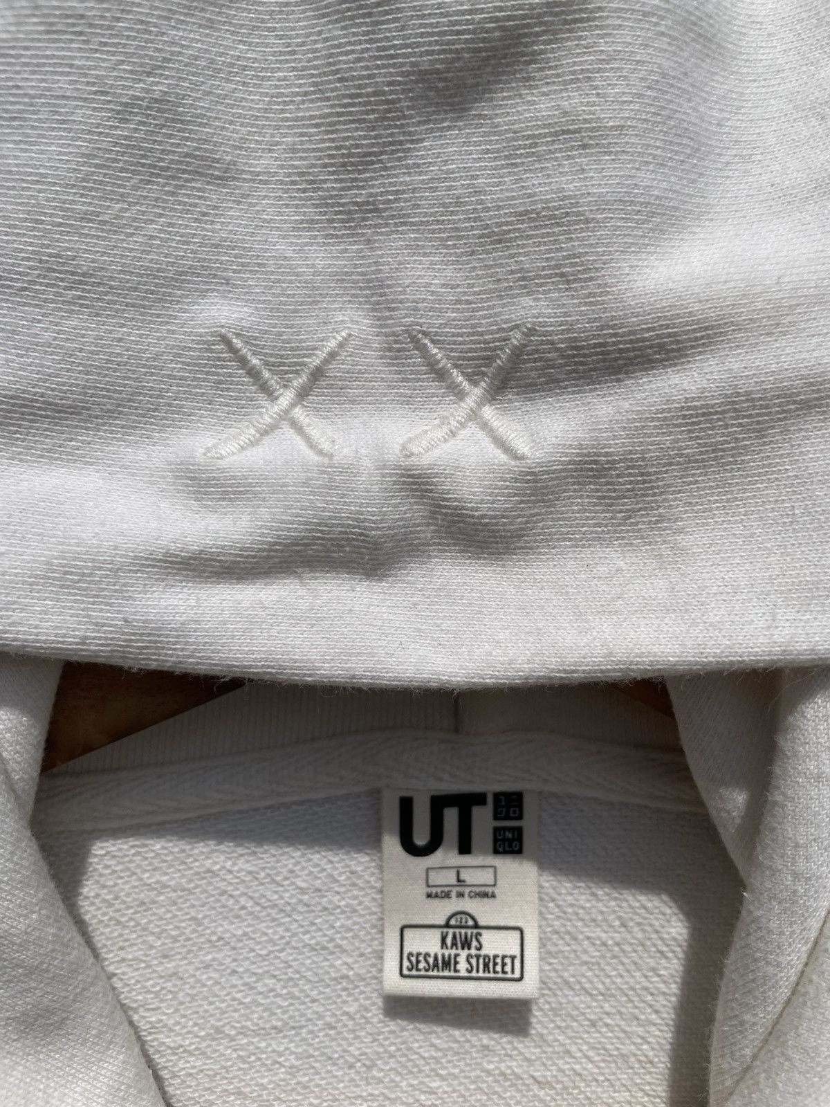 Kaws 🔥Accept Binding Offer🔥 Kaws x Sesame Street Hoodie Size US L / EU 52-54 / 3 - 4 Thumbnail