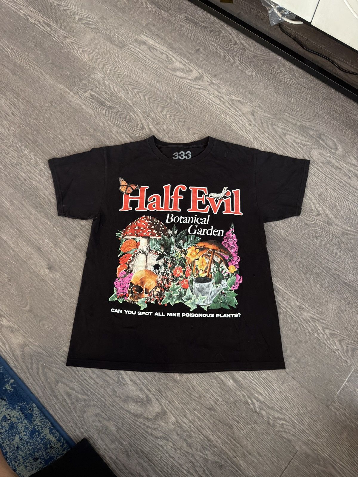 Half Evil half evil botanical garden tee size large Size US L / EU 52-54 / 3 - 1 Thumbnail