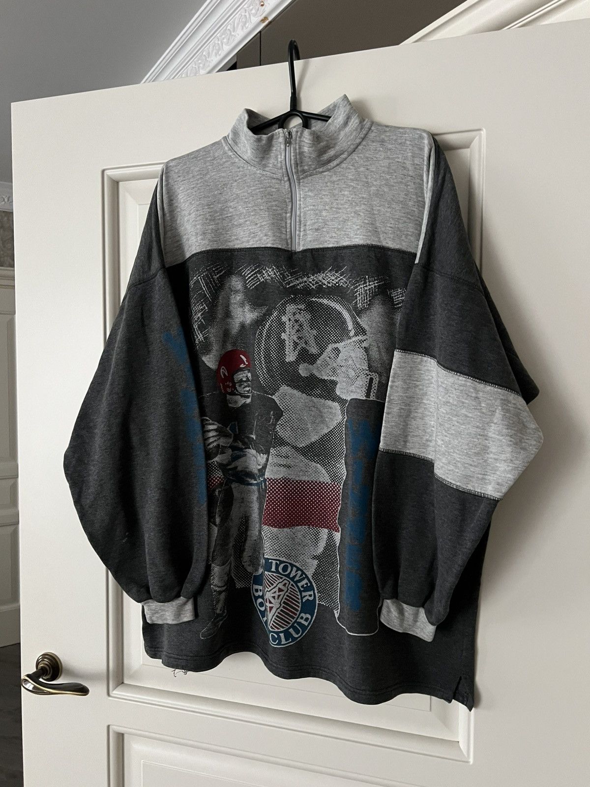 Vintage Vintage 90s Tower Boys Club Football Graphic Sweatshirt Size US XXL / EU 58 / 5 - 2 Thumbnail