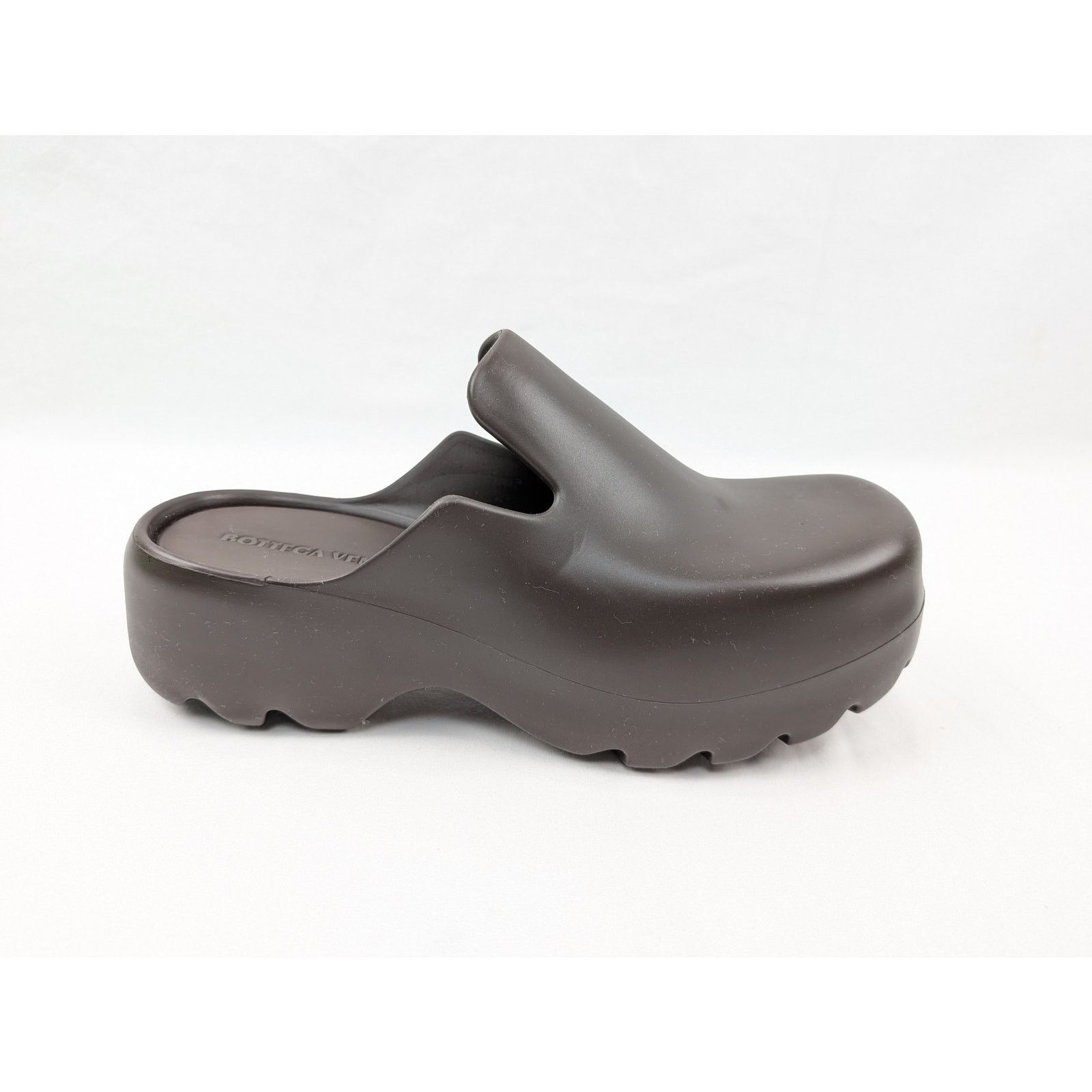 Bottega Veneta o1rshd1 Flash Slipper Rubber Gel Rubber Sandal in Fondant Size US 10 / EU 43 - 2 Thumbnail