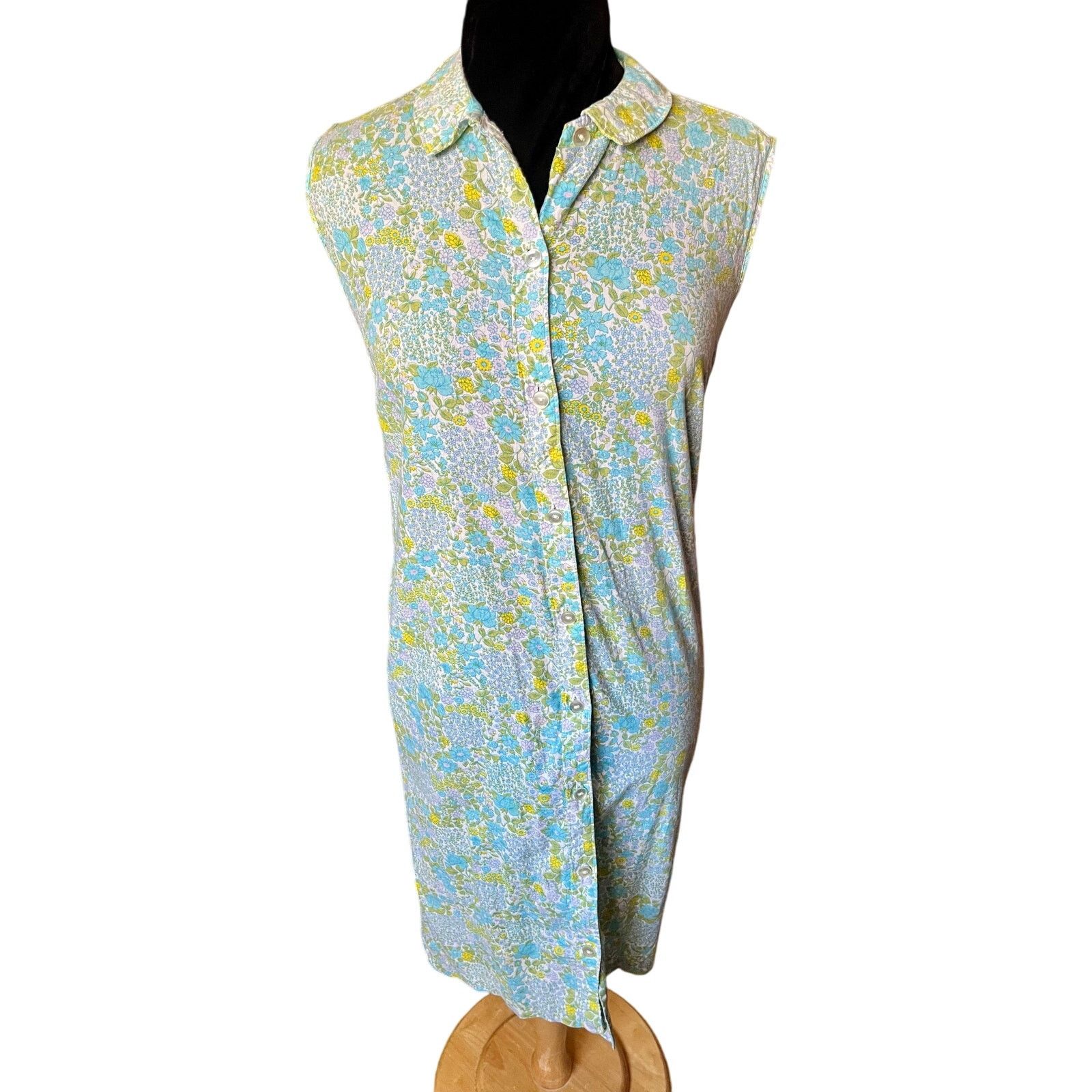 Vintage Vintage 60’s Blue Sleeveless Ditsy Floral Day Dress Small M Size S / US 4 / IT 40 - 1 Thumbnail