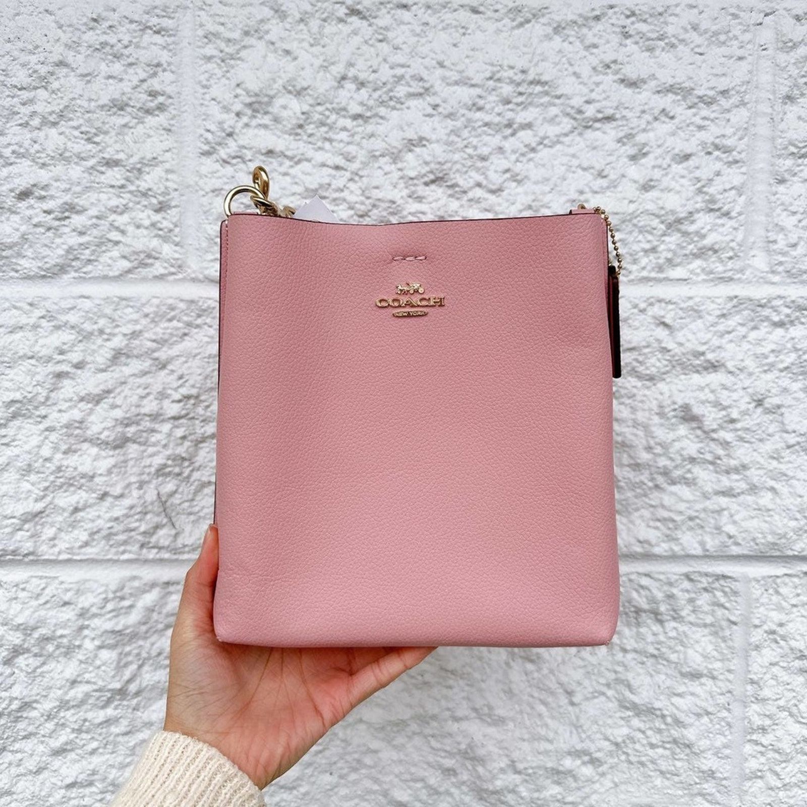 Coach Coach CF433 Mollie Bucket 22 With Sig Interior Powder Pink Size ONE SIZE - 1 Thumbnail