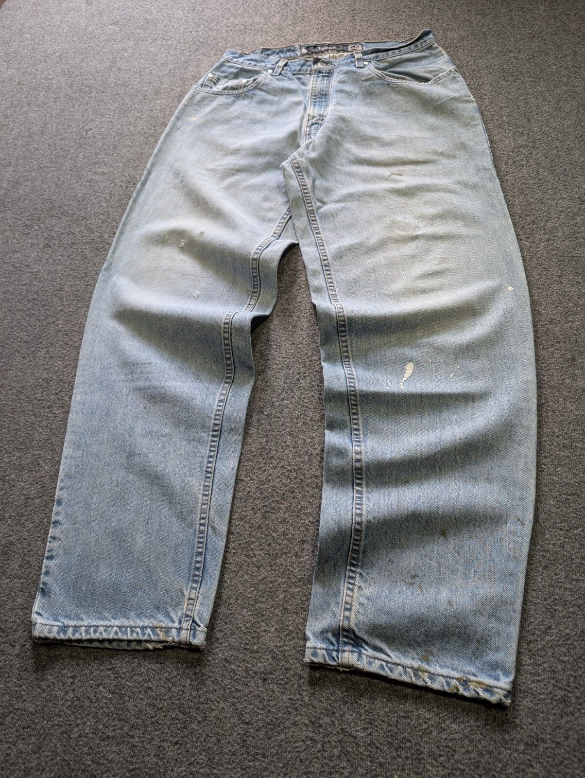 Levi's Levis Silvertab 33x34 loose Blue Wash 90s paint splatter Size US 33 - 1 Thumbnail