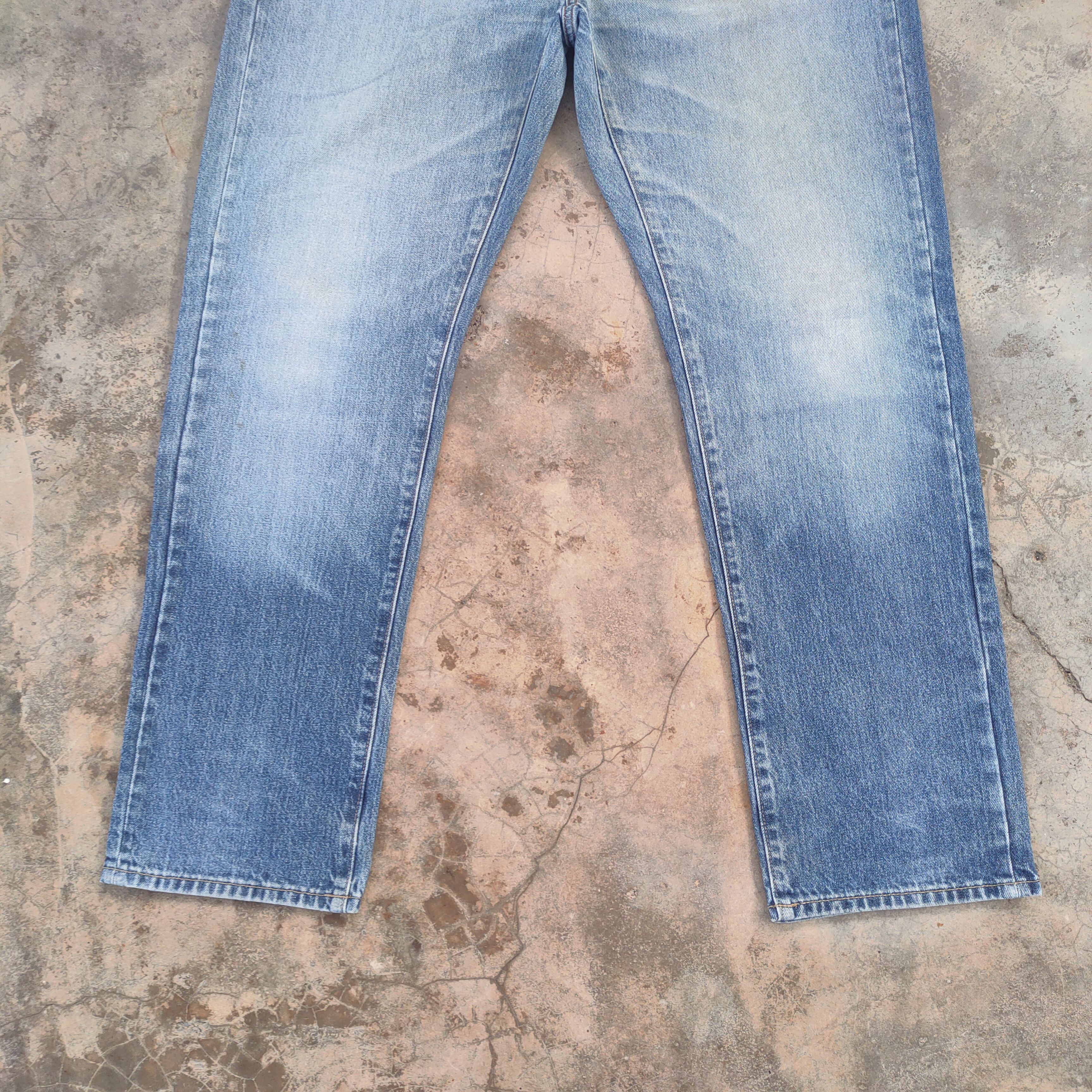 Japanese Brand VINTAGE JAPANESE FADED BLUE JEANS DENIM PANTS Size US 37 - 4 Thumbnail