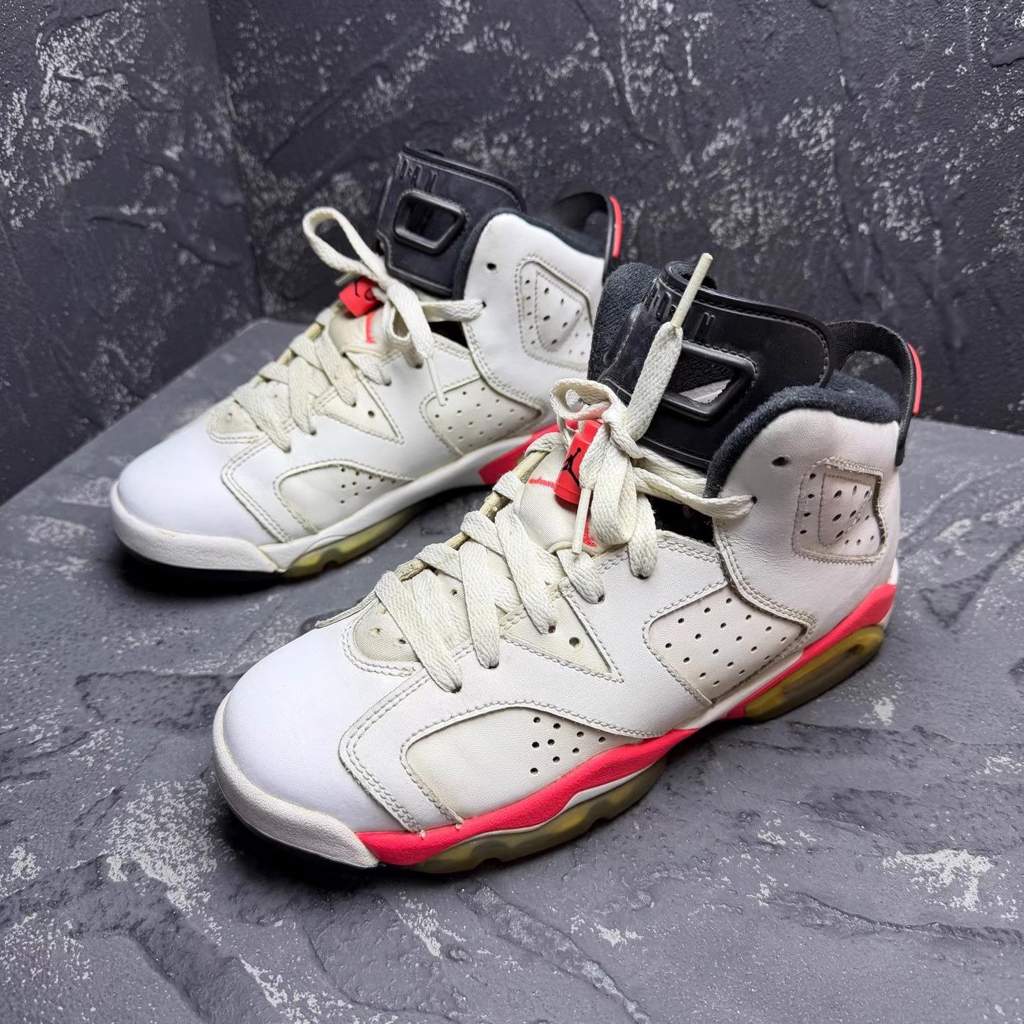 Nike Air Jordan 6 White Red "Sakuragi" Q10 Size US 6.5 / IT 36.5 - 1 Thumbnail