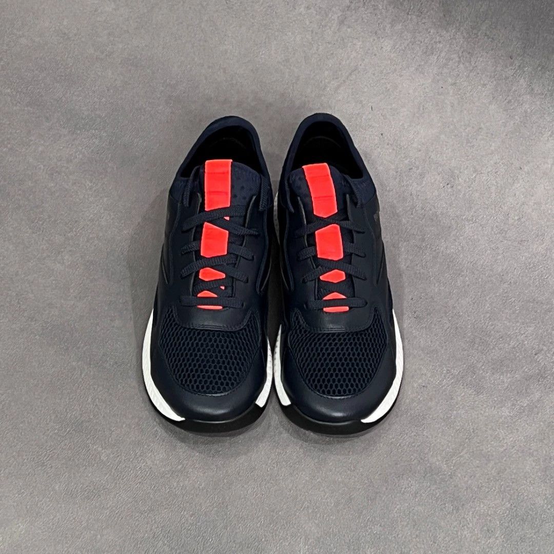 Hugo Boss HUGO BOSS Navy Color Block Cutout Sneakers 40 Size US 7 / EU 40 - 1 Thumbnail