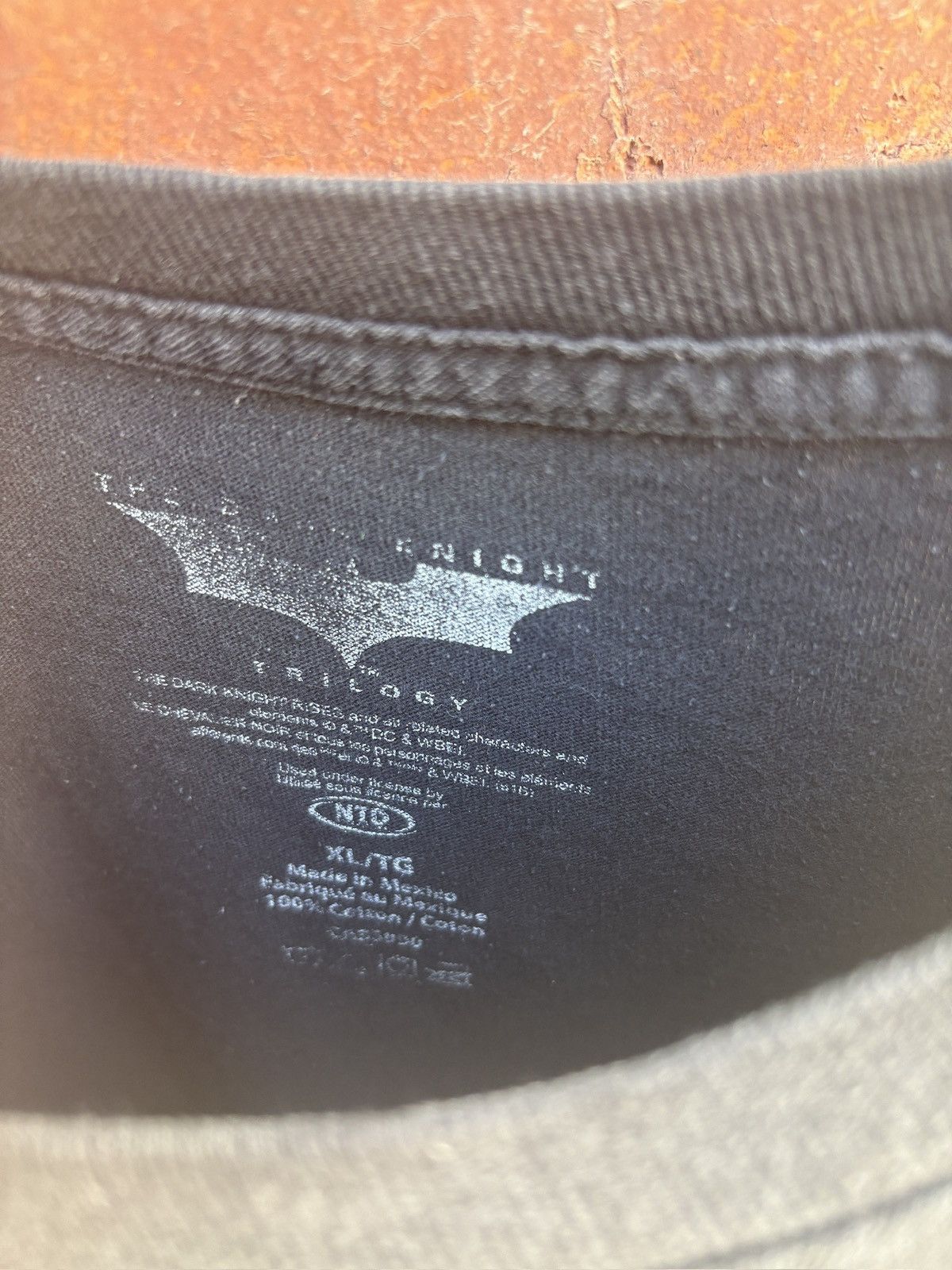 DC Comics × Vintage The Dark Night Joker Batman Tee Vintage Faded Black Size L Size US L / EU 52-54 / 3 - 3 Thumbnail