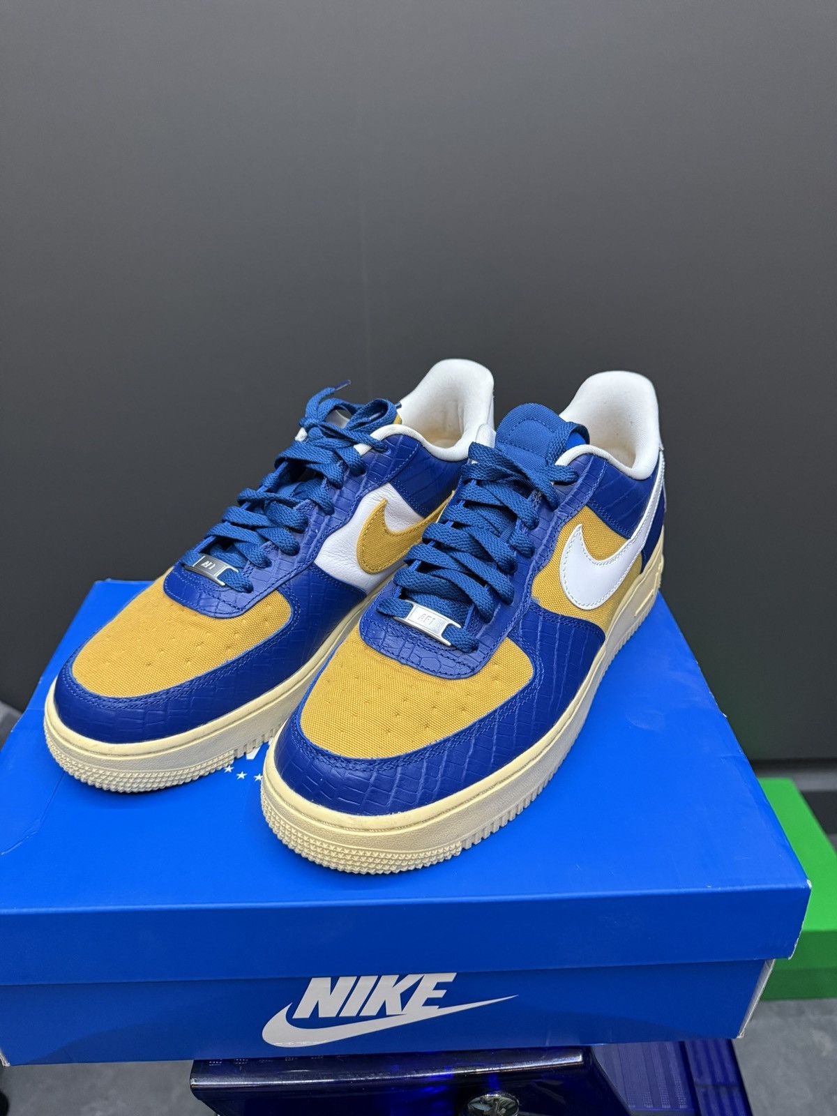 Nike × Undefeated Nike x Undefeated Air Force 1 9 5 On It DM8462-400 Size US 9 / EU 42 - 2 Thumbnail