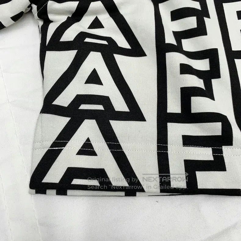 Other Fendi Full Print Sweatshirt, Black and White Color Letter Size S / US 4 / IT 40 - 4 Thumbnail