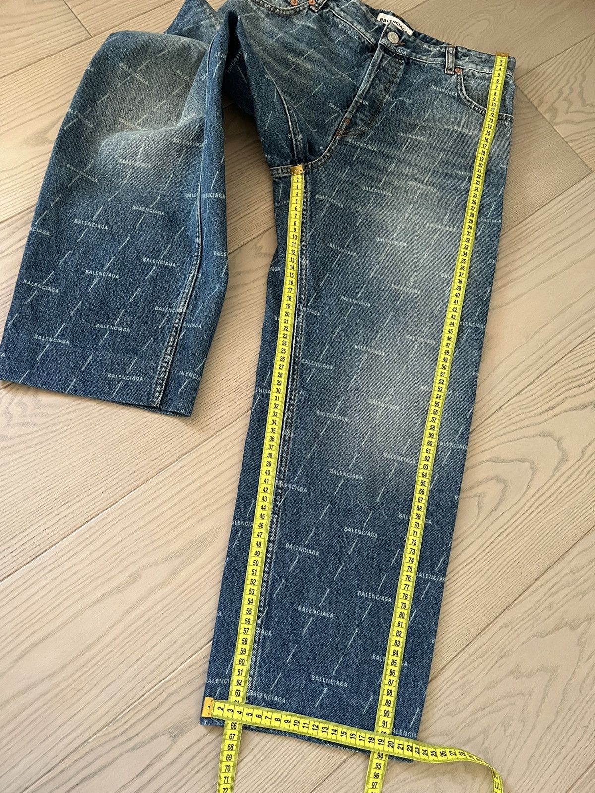 Balenciaga Balenciaga jeans size 28 Size 28" / US 6 / IT 42 - 23 Thumbnail