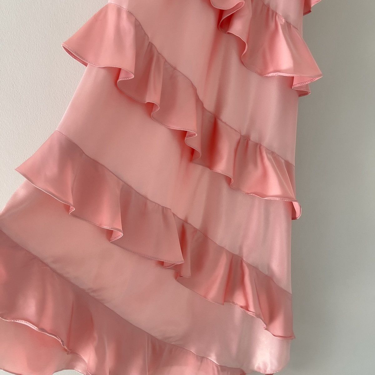 Victoria's Secret × Vintage Vintage VS Pink Ruffle Satin Dress (Small) Size S / US 4 / IT 40 - 21 Thumbnail