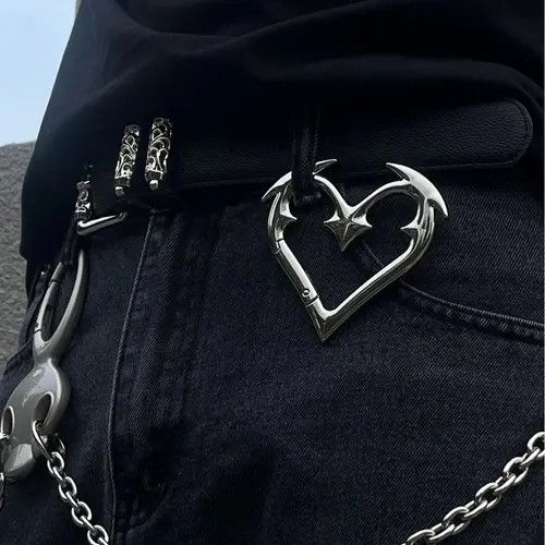 Jewelry Silver Heart-Shaped Punk Carabiner Keychain Size ONE SIZE - 1 Thumbnail