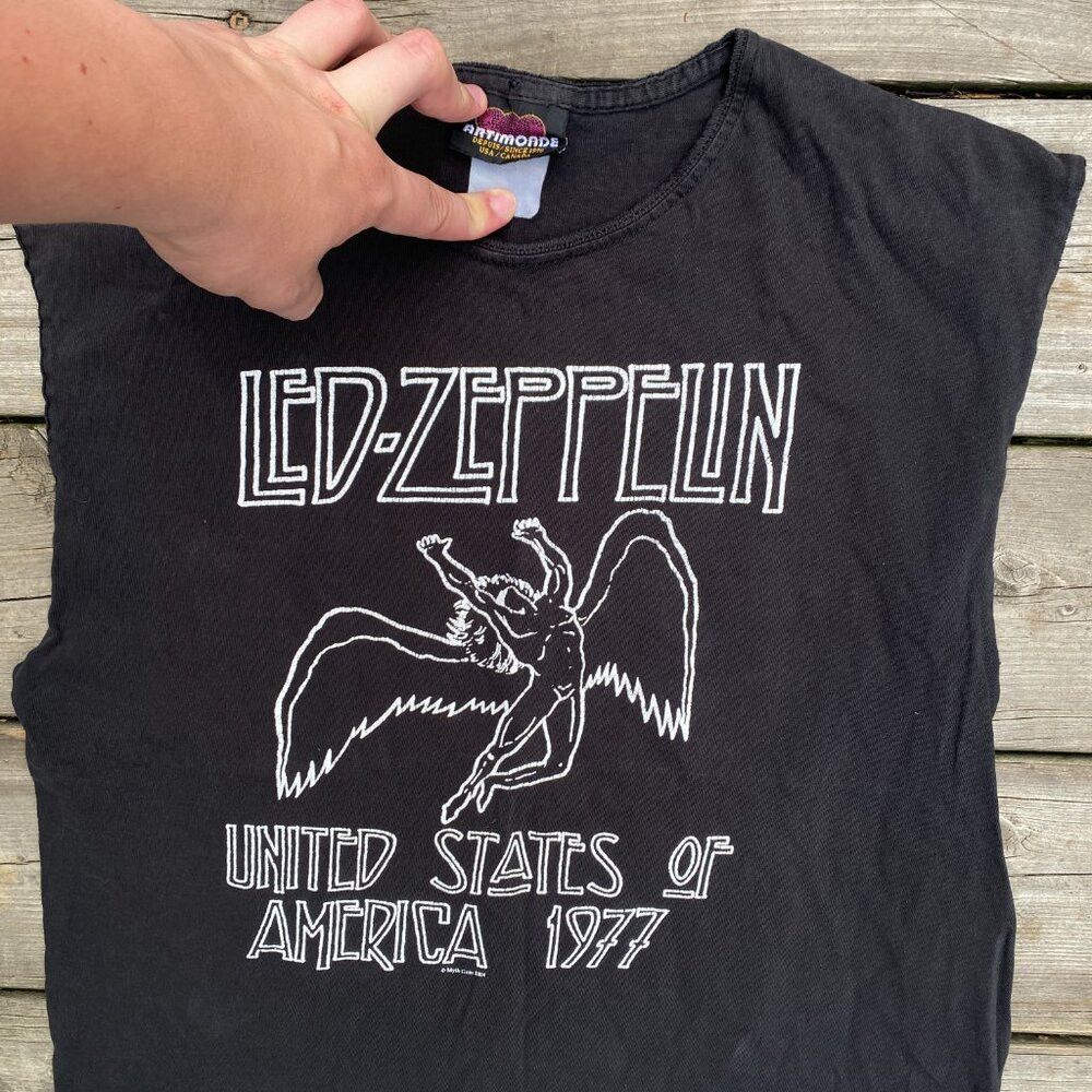 Led Zeppelin × Vintage Vintage Led Zeppelin 1977 United States of America Tour T S Size L / US 10 / IT 46 - 6 Thumbnail