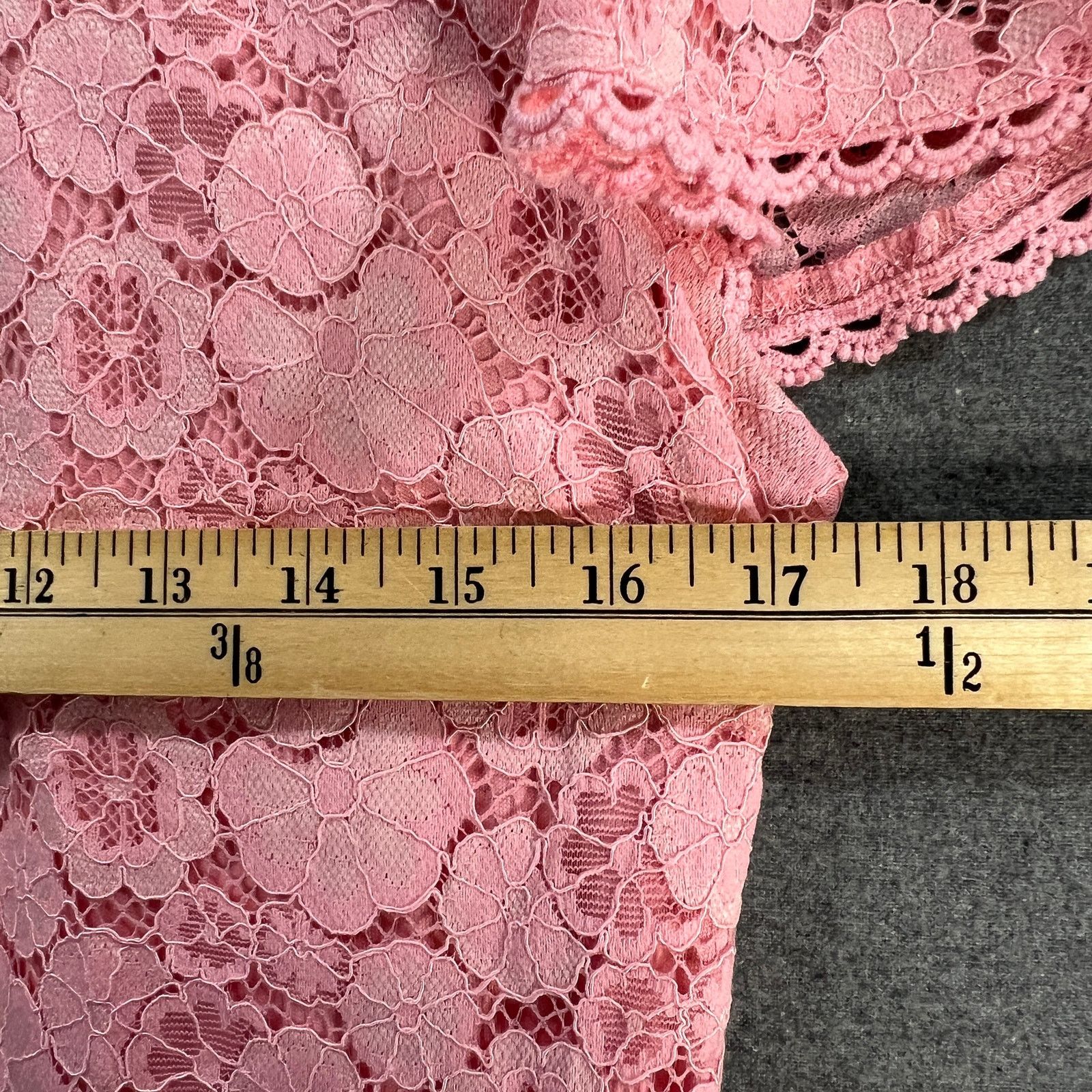 Isaac Mizrahi Isaac Mizrahi Live Regular Lace Dress with Lattice Trim Size S / US 4 / IT 40 - 7 Thumbnail