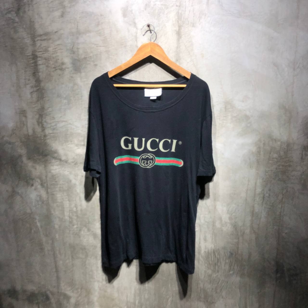 Gucci Gucci Logo tee Size US L / EU 52-54 / 3 - 1 Thumbnail