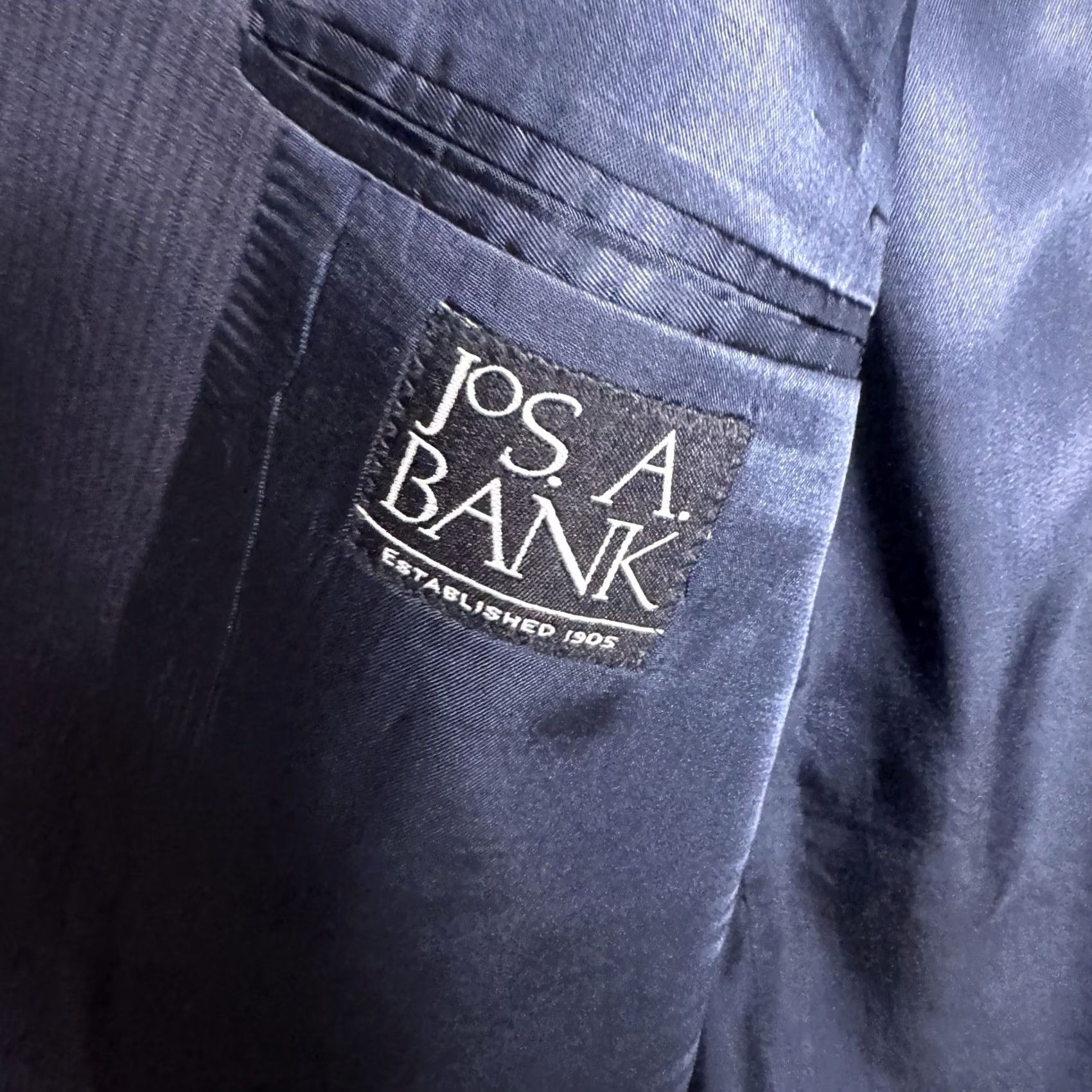 Jos. A. Bank Jos A Bank Suit Mens 46R 38x27 2 Piece 100% Wool Pinstripe Cuffed 2 Button Set Size 46R - 7 Thumbnail