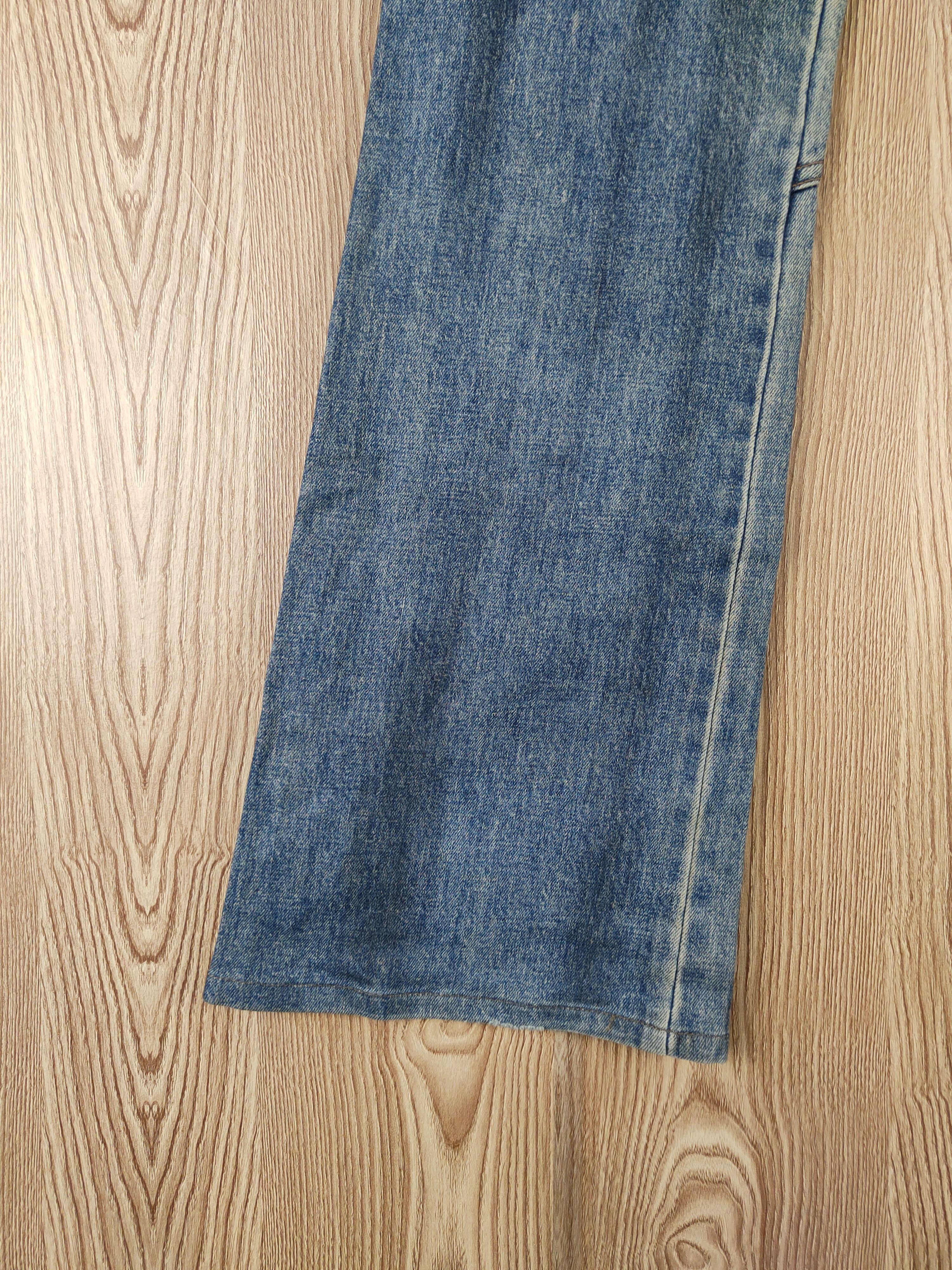 Burberry Burberry Blue Faded Distressed Ripped Jeans #W099 Size 26" / US 2 / IT 38 - 9 Thumbnail