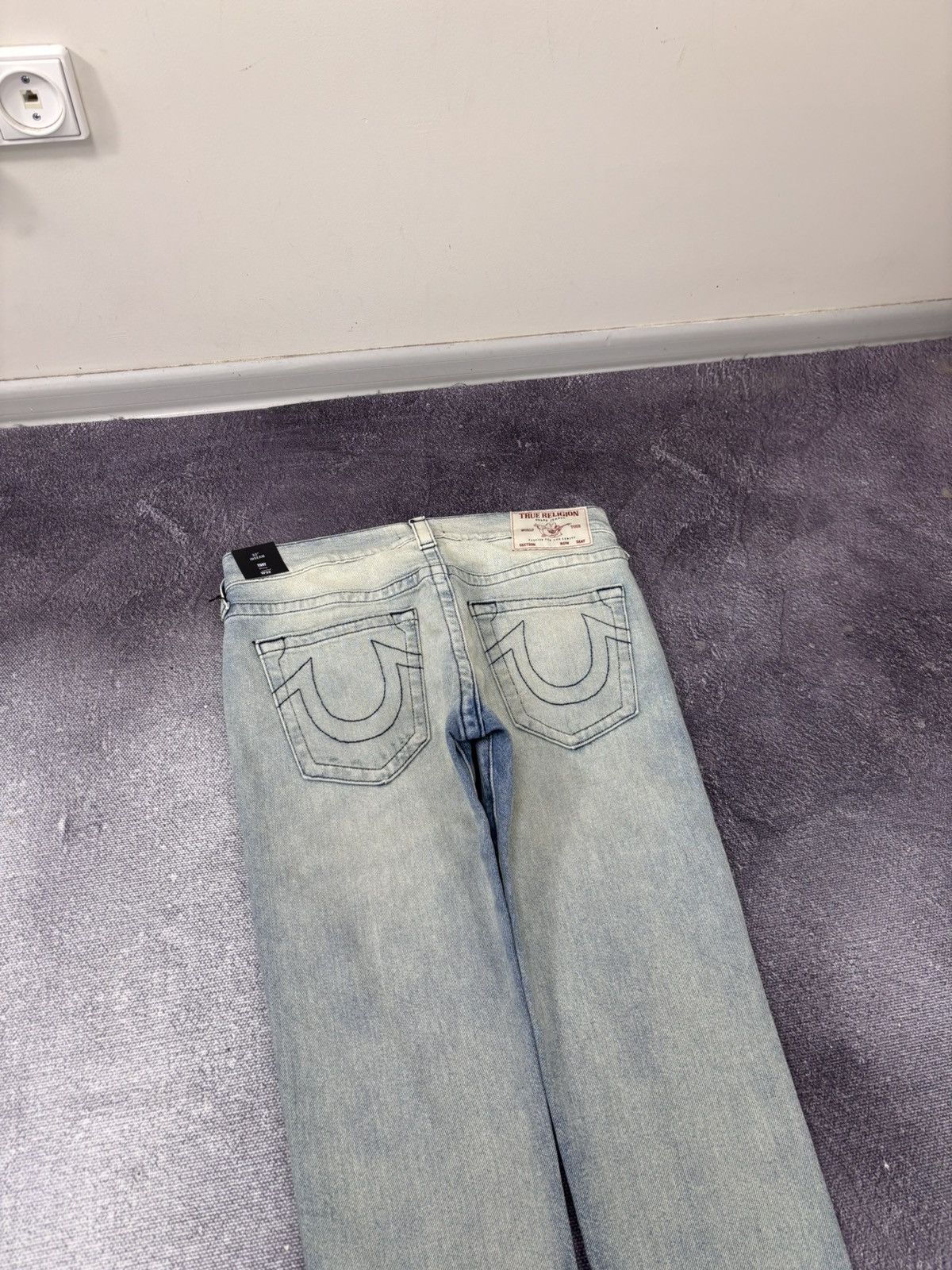 True Religion True Religion NWT Men’s Tony Skinny Light Blue Denim Jeans Size US 32 / EU 48 - 16 Thumbnail
