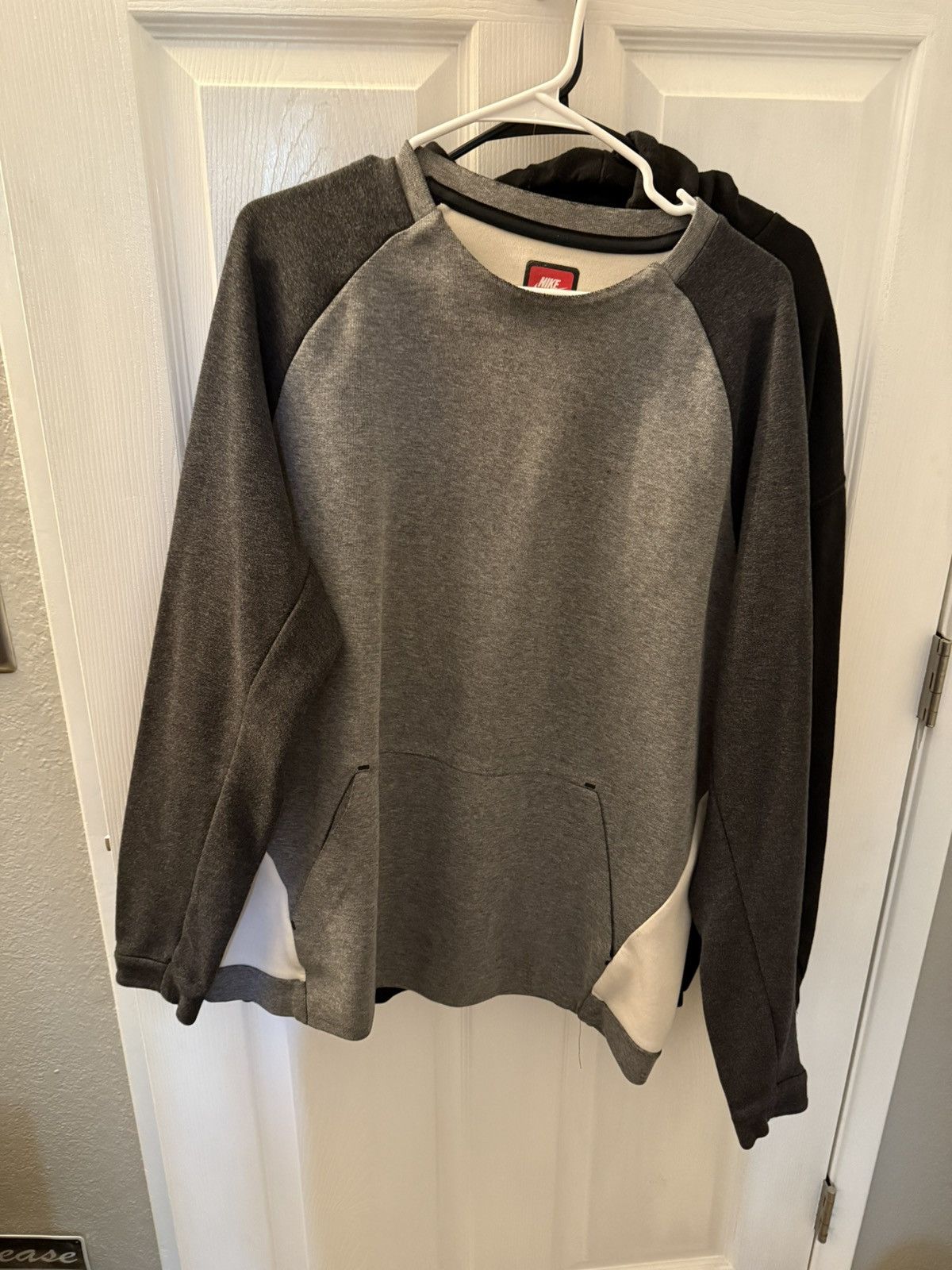 Nike Nike Tech Fleece Crew Long Sleeve Top (Men’s) Size US XL / EU 56 / 4 - 1 Thumbnail