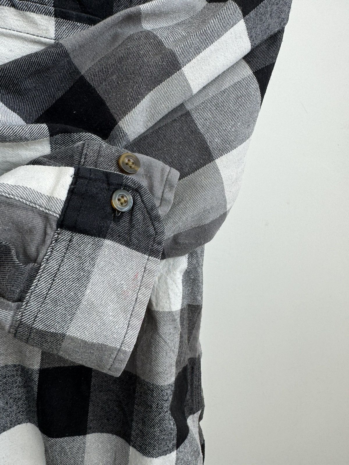 Carhartt × Vintage Vintage Carhartt Plaid Flannel Long Sleeve Shirt Size US L / EU 52-54 / 3 - 4 Thumbnail