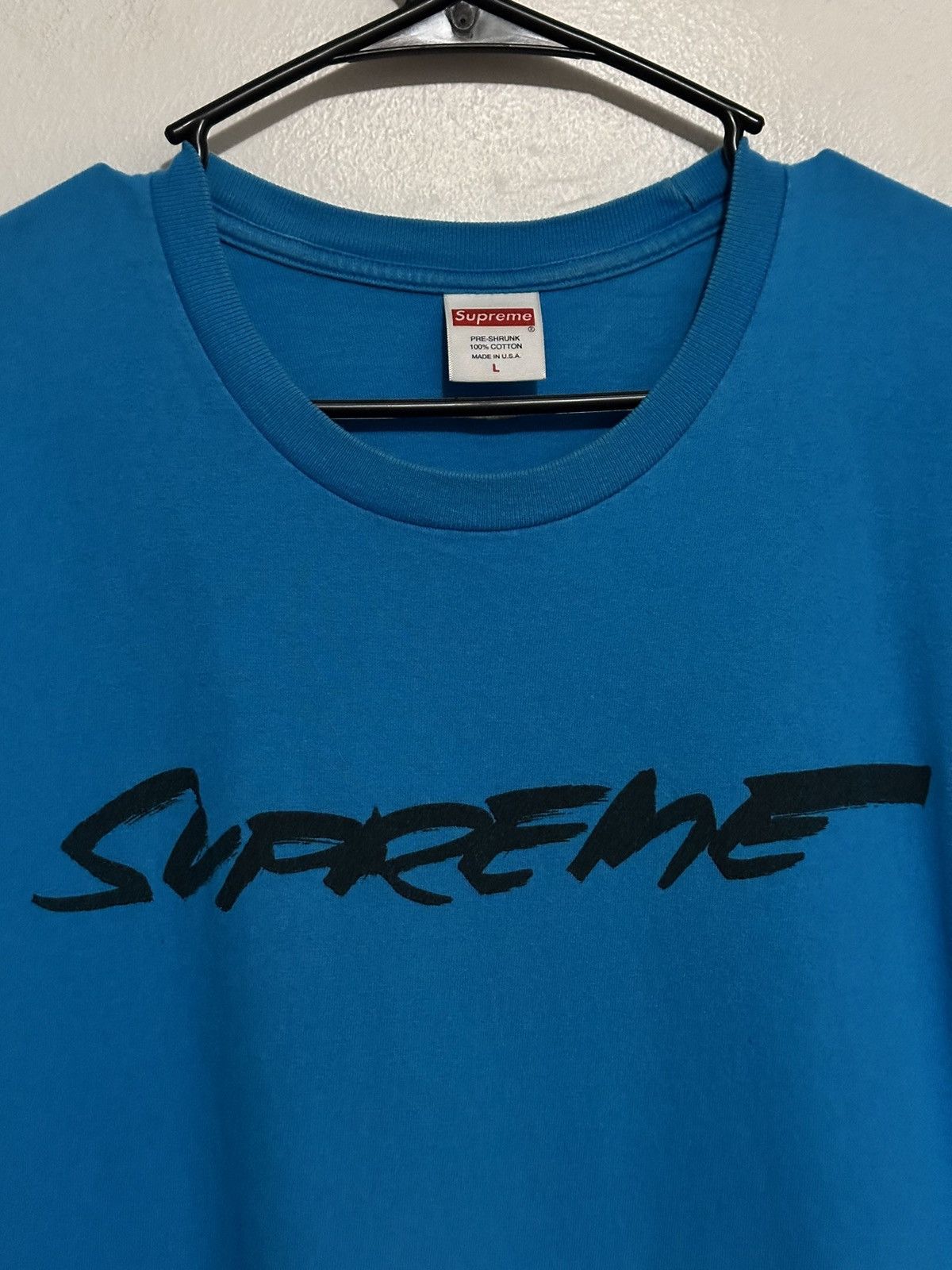 Supreme Supreme Futura Logo Tee Size US L / EU 52-54 / 3 - 2 Thumbnail
