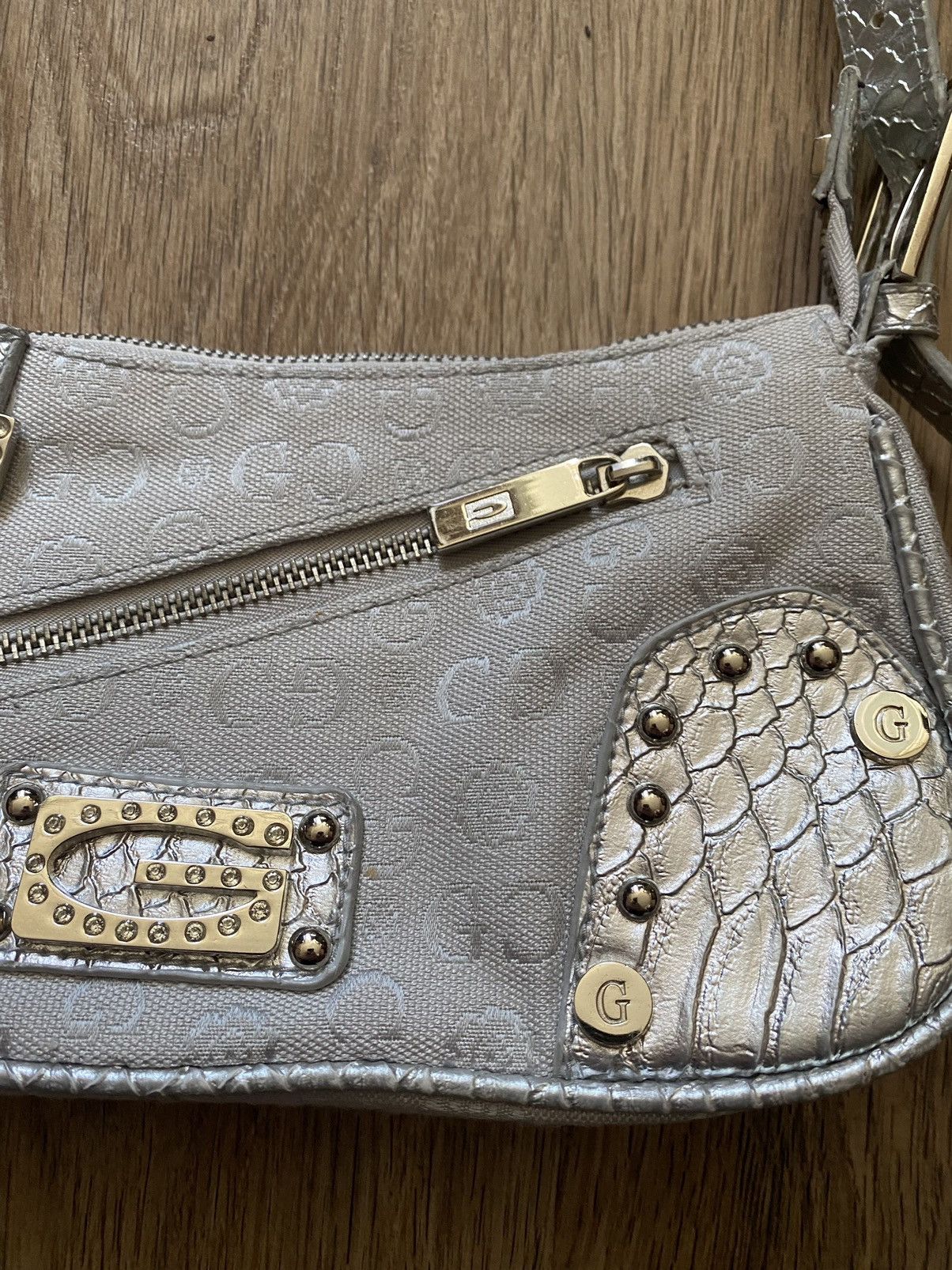 Other Vintage Y2K silver avant garde big logo bag shine Size ONE SIZE - 5 Thumbnail
