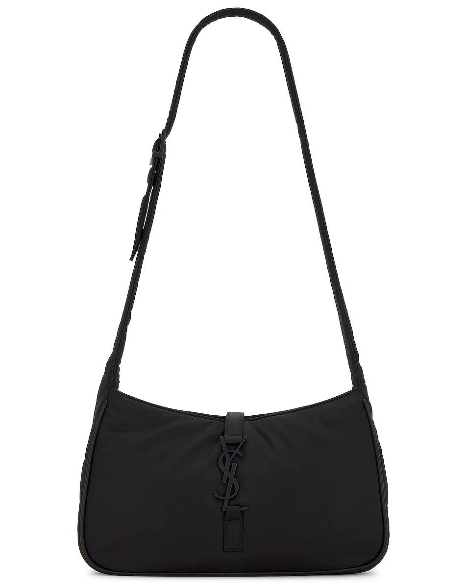 Saint Laurent Paris o1s1wg111124 Dup / Size: OS / Le 5 A 7 Shoulder Bag in Black Size ONE SIZE - 1 Thumbnail