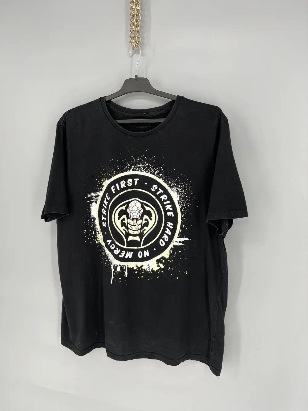 Vintage Vintage Cobra Kai The Karate Kids Movie Tv Series Tee Size US XL / EU 56 / 4 - 3 Thumbnail