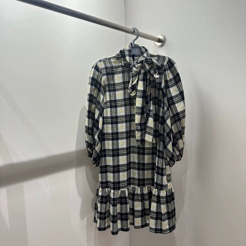 Valentino Valentino Plaid wool dress Size XS / US 0-2 / IT 36-38 - 1 Thumbnail