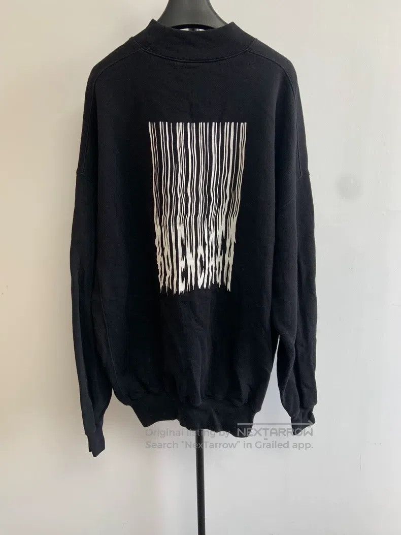 Balenciaga Balenciaga Barcode Print Long Sleeve Sweatshirt Black Size US S / EU 44-46 / 1 - 2 Thumbnail