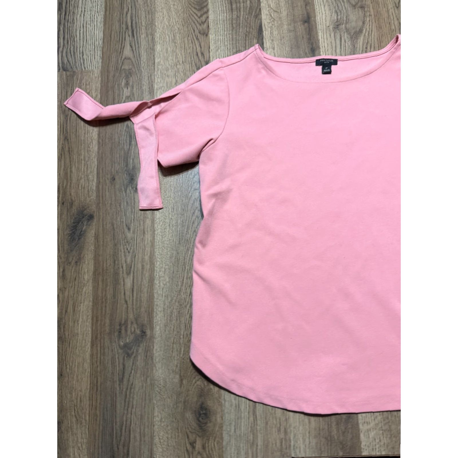 Ann Taylor Ann Taylor Blouse Women's Small Petite Pink Ties on Sleeves Size S / US 4 / IT 40 - 3 Thumbnail