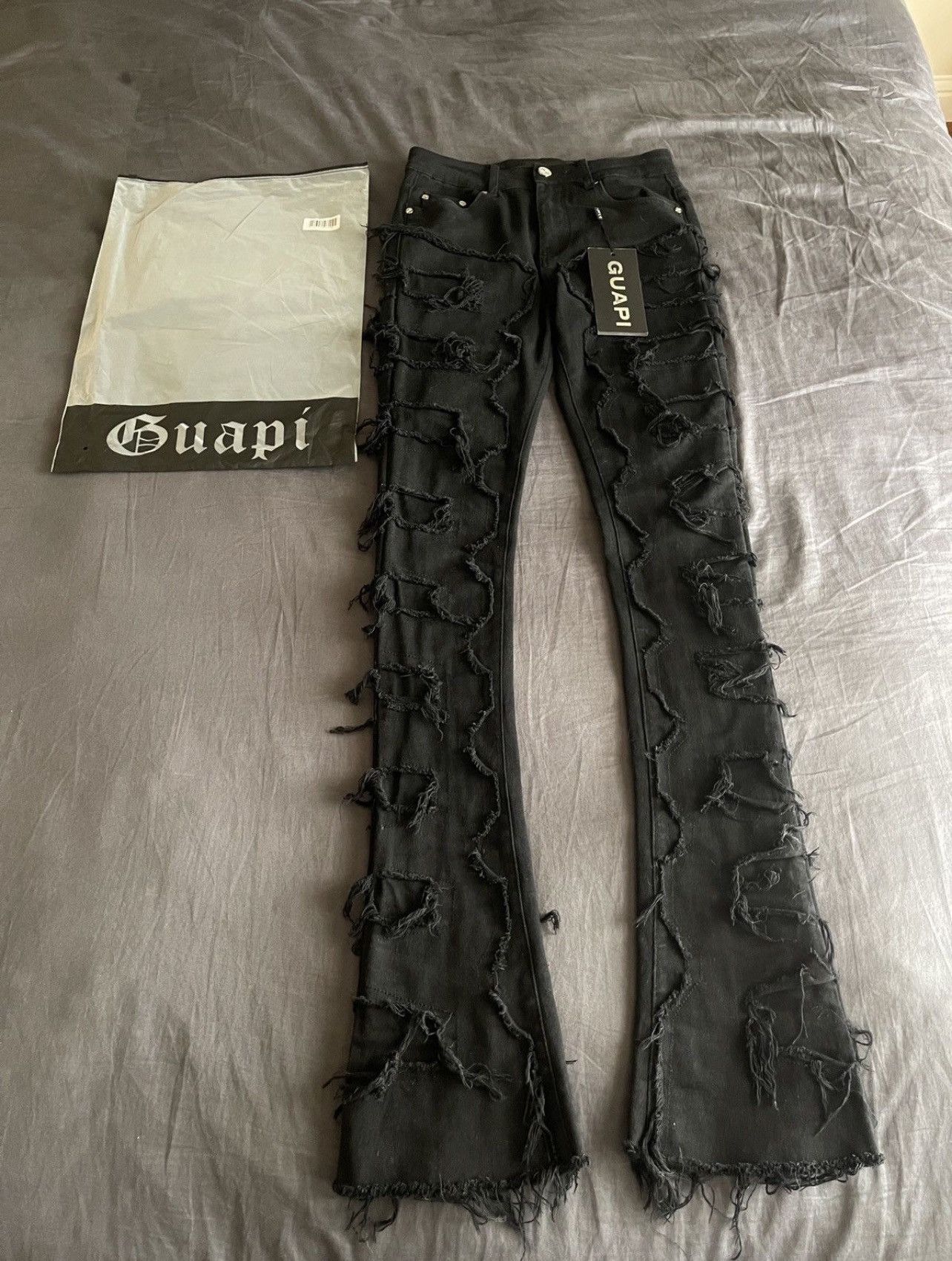 Guapi Distressed Obsidian Black Stacked Denim Pants (28)