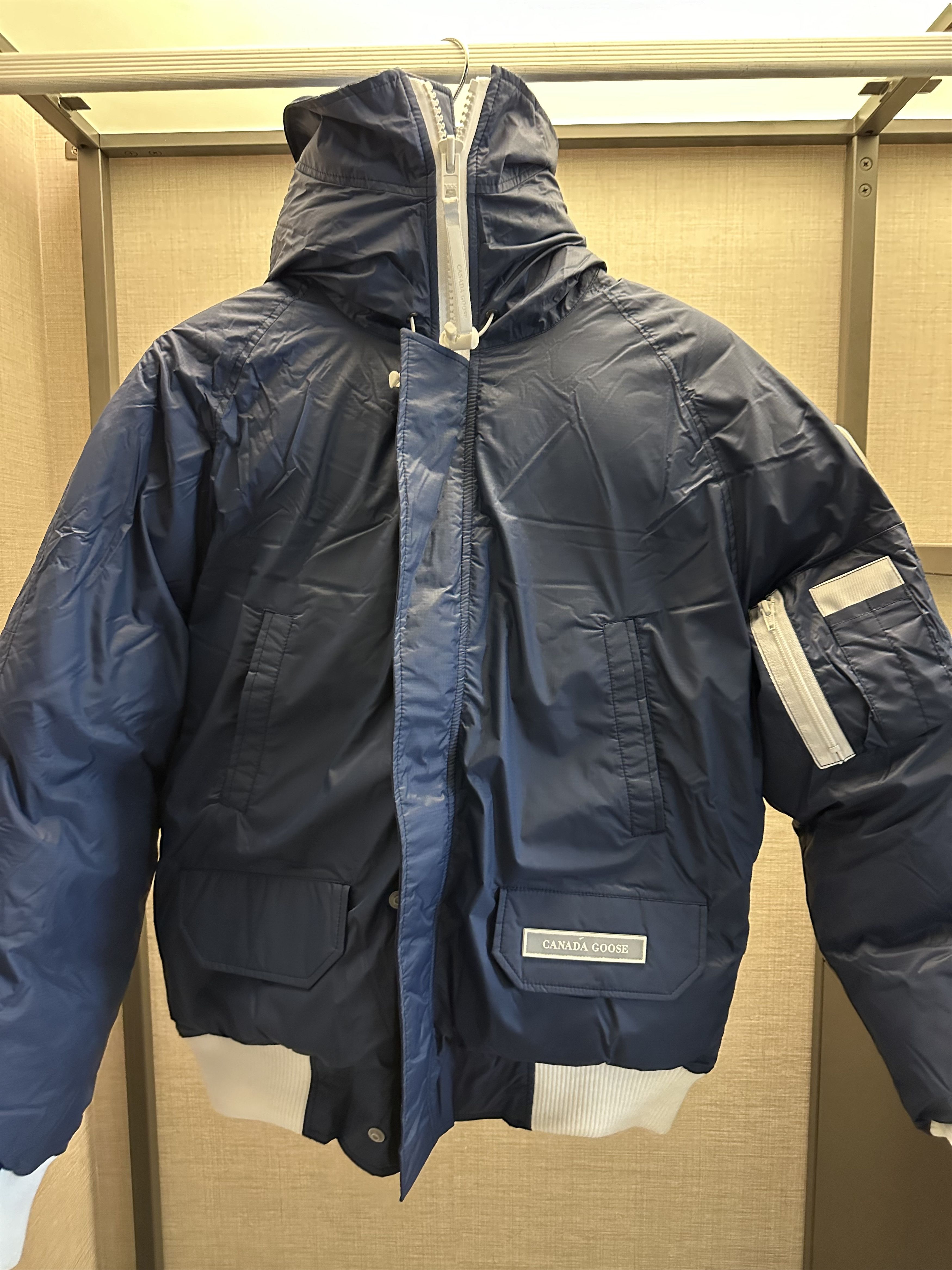 image of Bogo Canada Goose Chilliwack Bomber in Blue/Navy, Men's (Size Small)