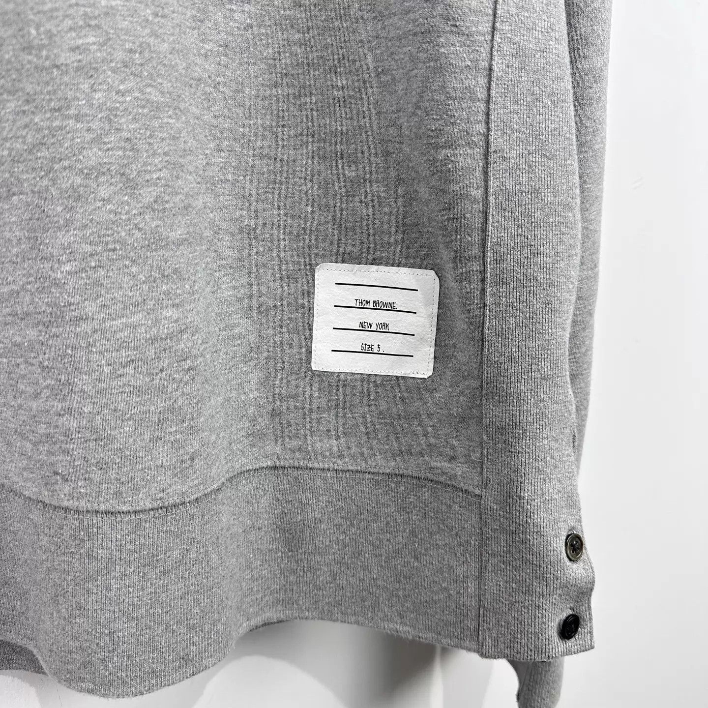 Thom Browne TB 4-stripe gray sweatshirt size 5 99 new Size US XXL / EU 58 / 5 - 4 Thumbnail