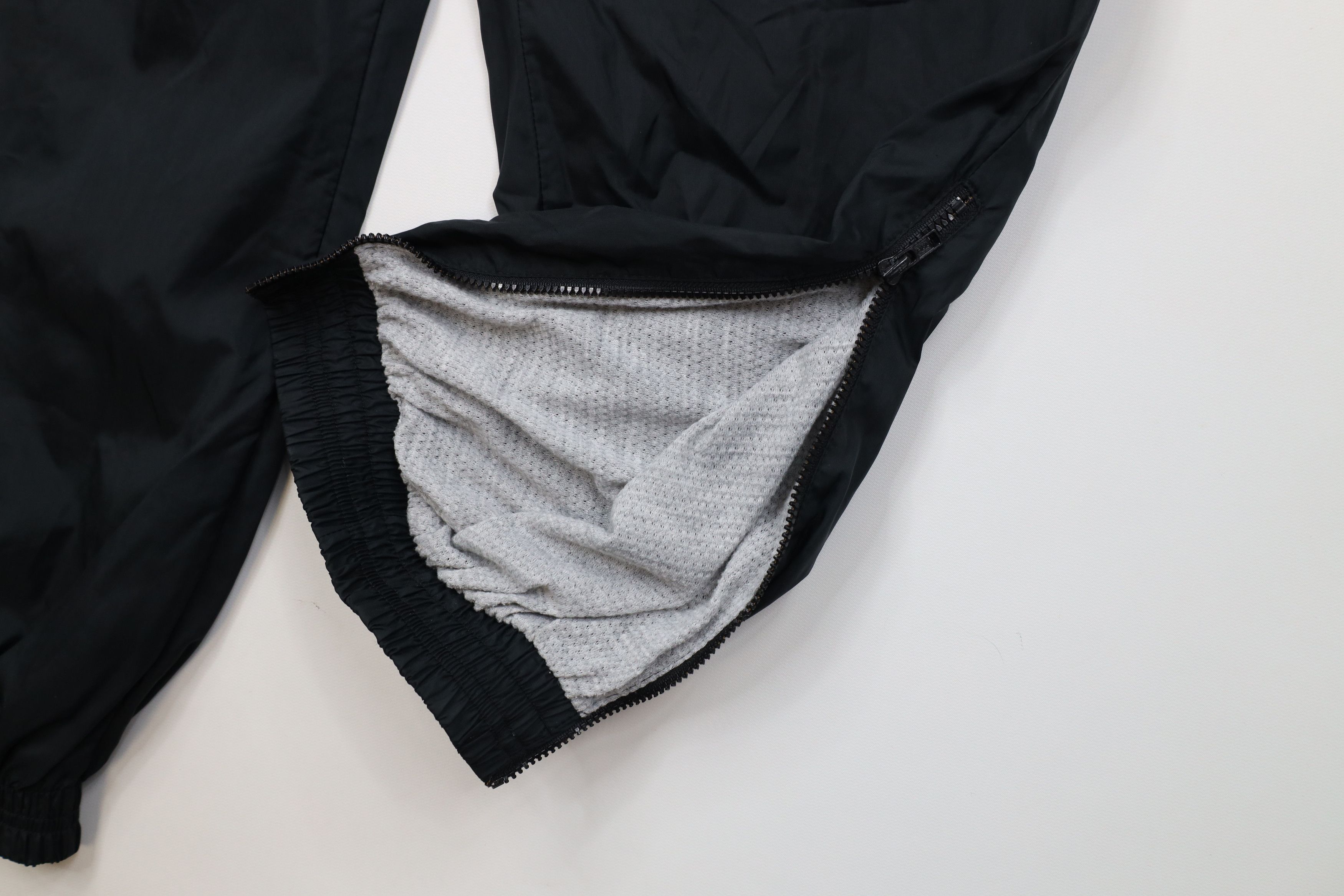 Nike Vintage 80s 90s Nike Swoosh Lined Windbreaker Joggers Pants Size US 36 / EU 52 - 7 Thumbnail