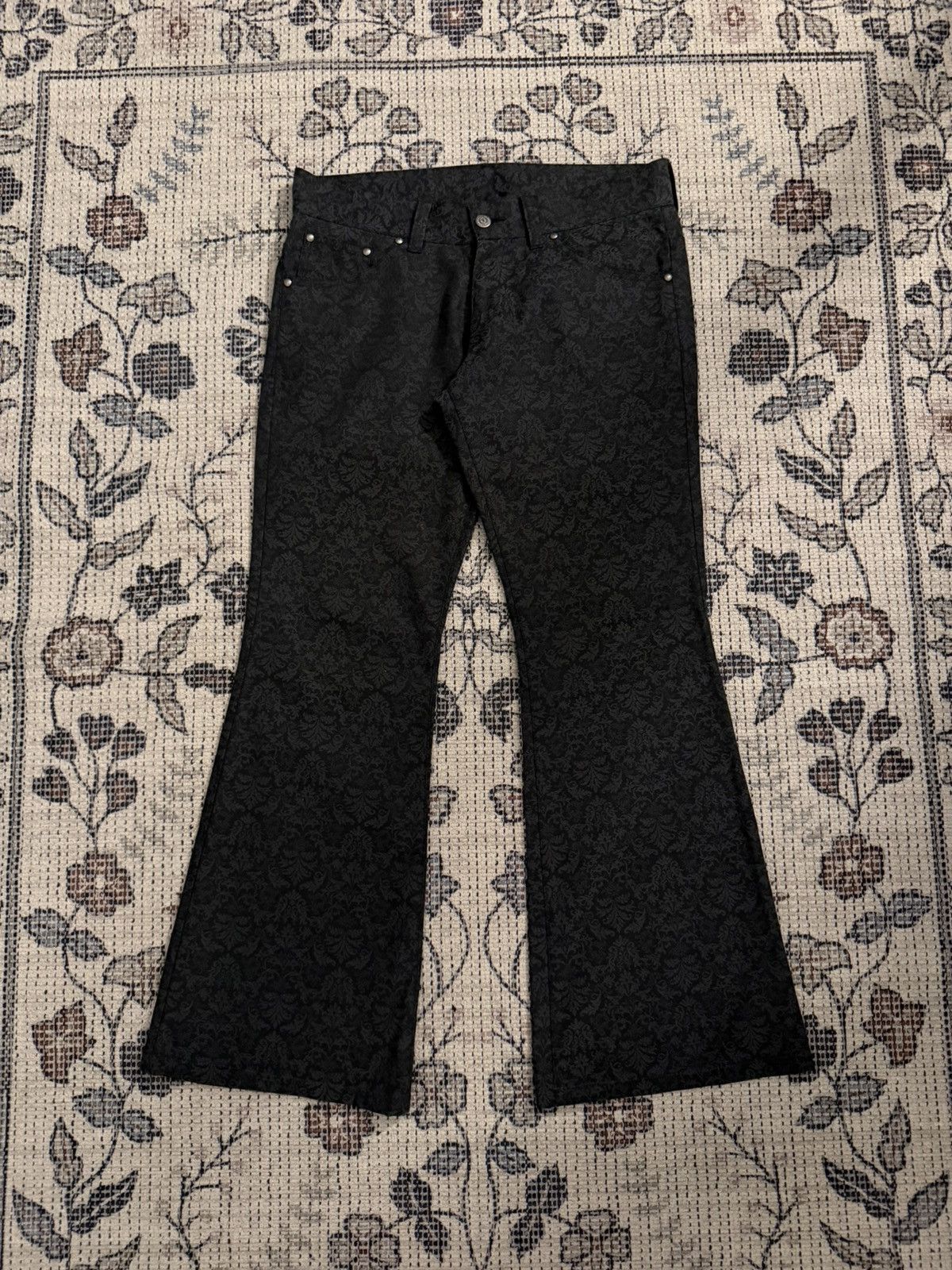 Tornado mart floral pattern bellbottom