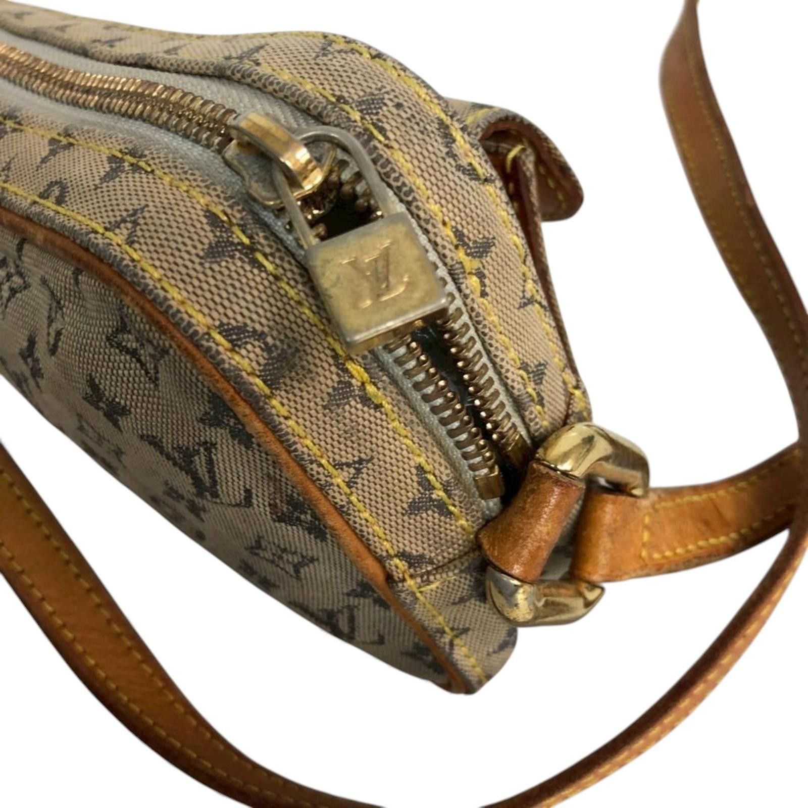 Louis Vuitton Louis Vuitton - Monogram Canvas Shoulder Bag Size ONE SIZE - 5 Thumbnail