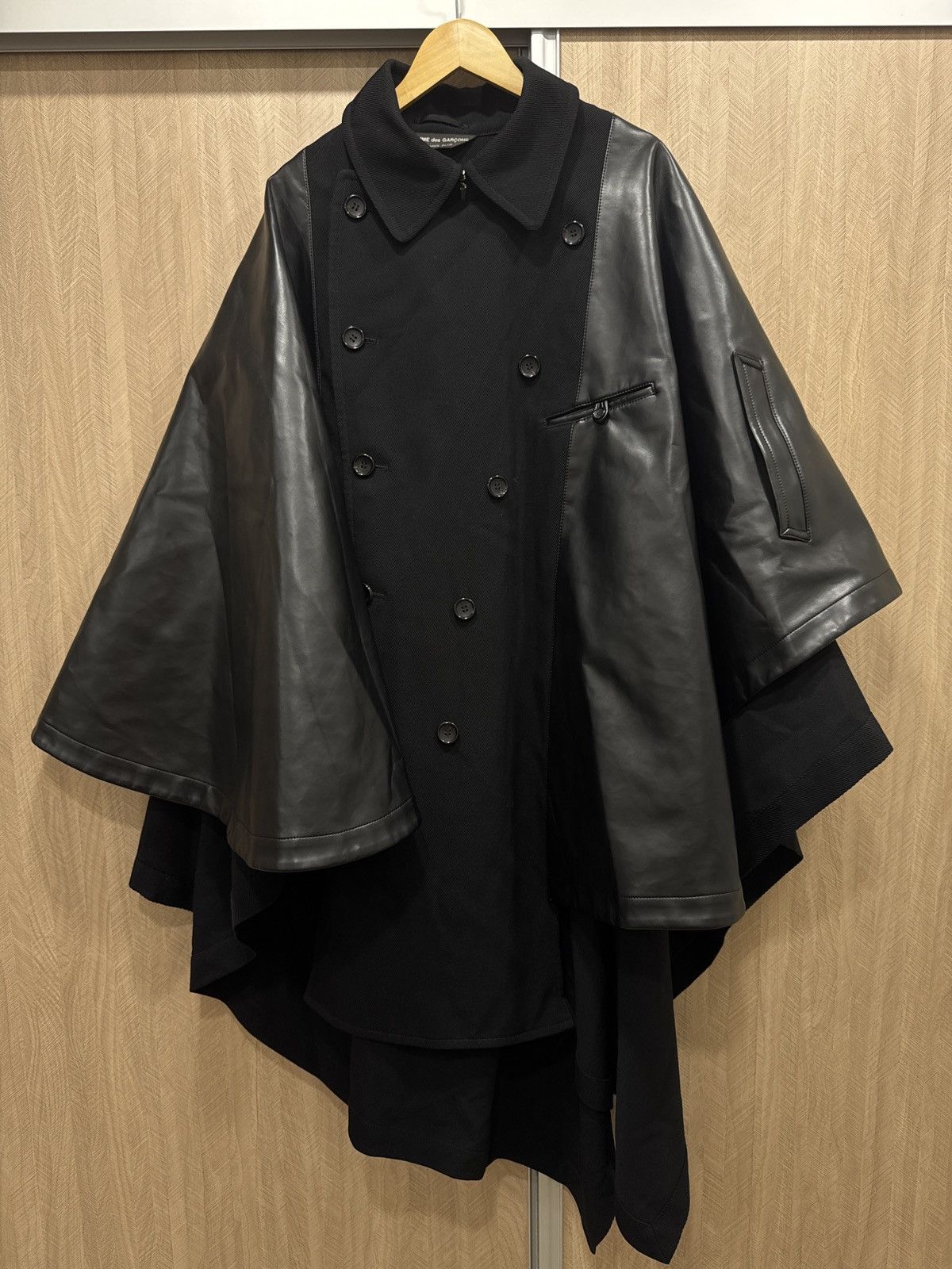 Comme des Garcons Homme Plus Faux leather combination trench detail cape coat Size US M / EU 48-50 / 2 - 1 Thumbnail