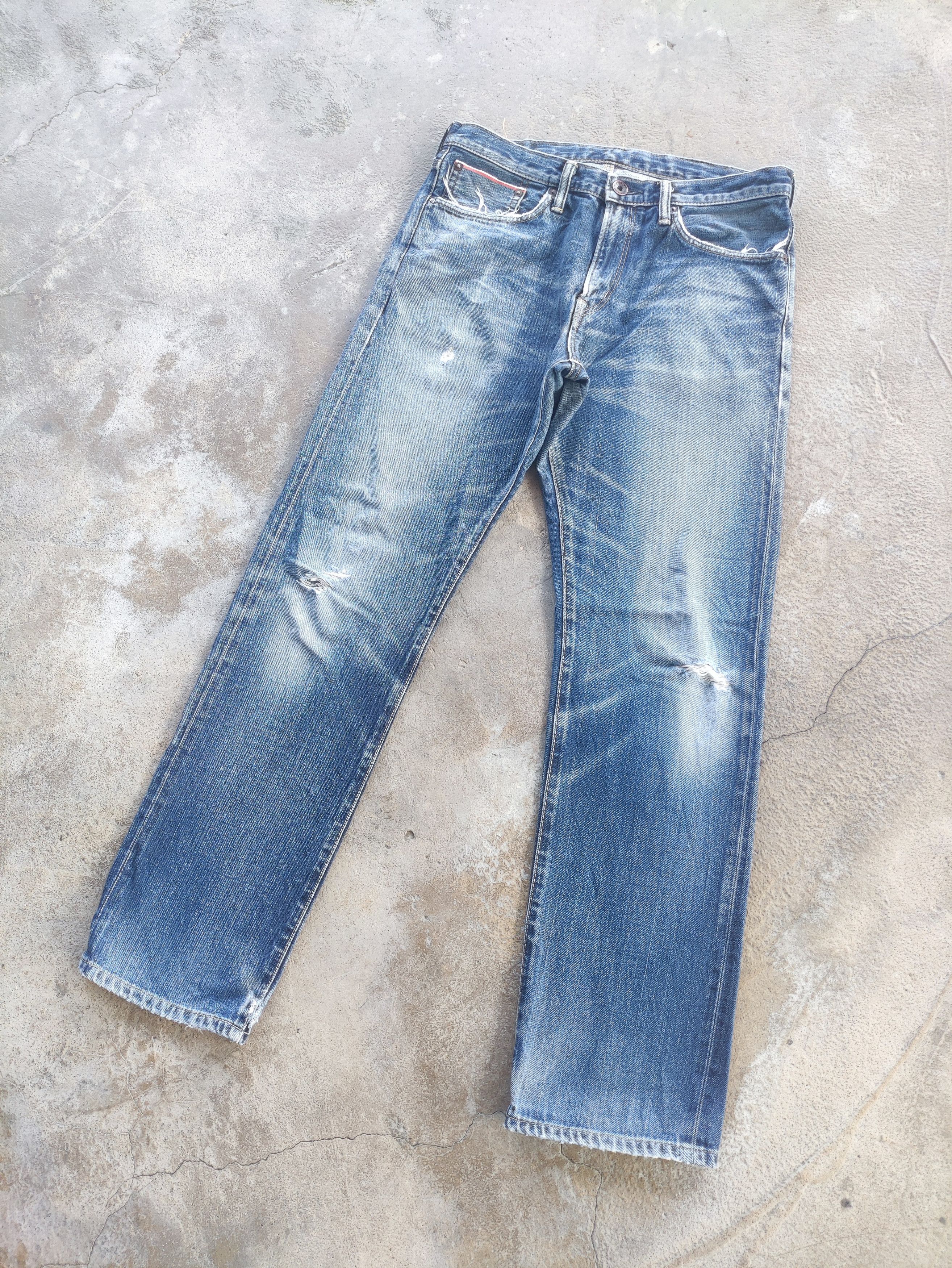 Edwin Vintage Edwin Brand Distressed Faded Denim Pants Size US 33 - 2 Thumbnail